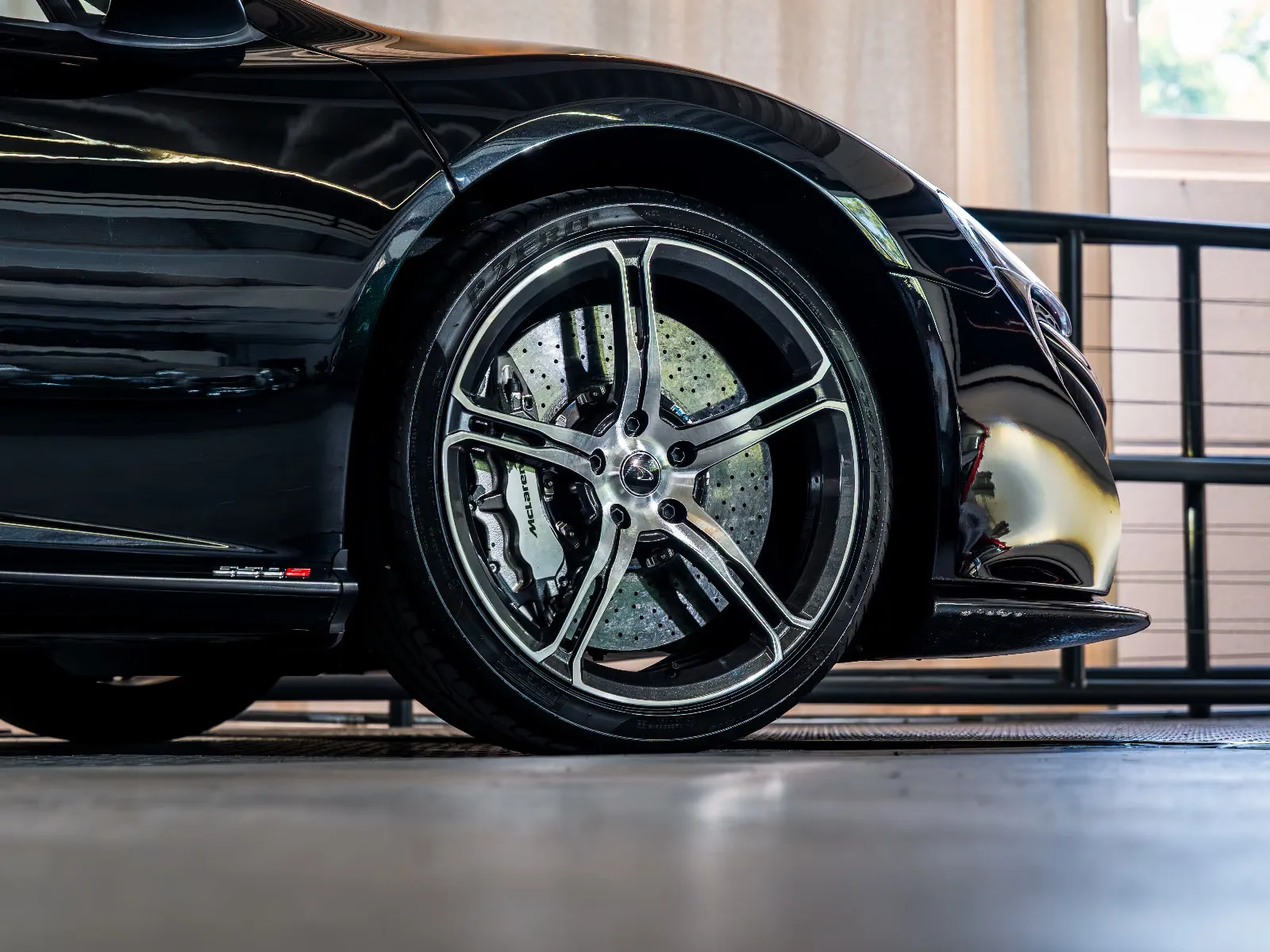 2018 McLaren 650S Spider, 4/30