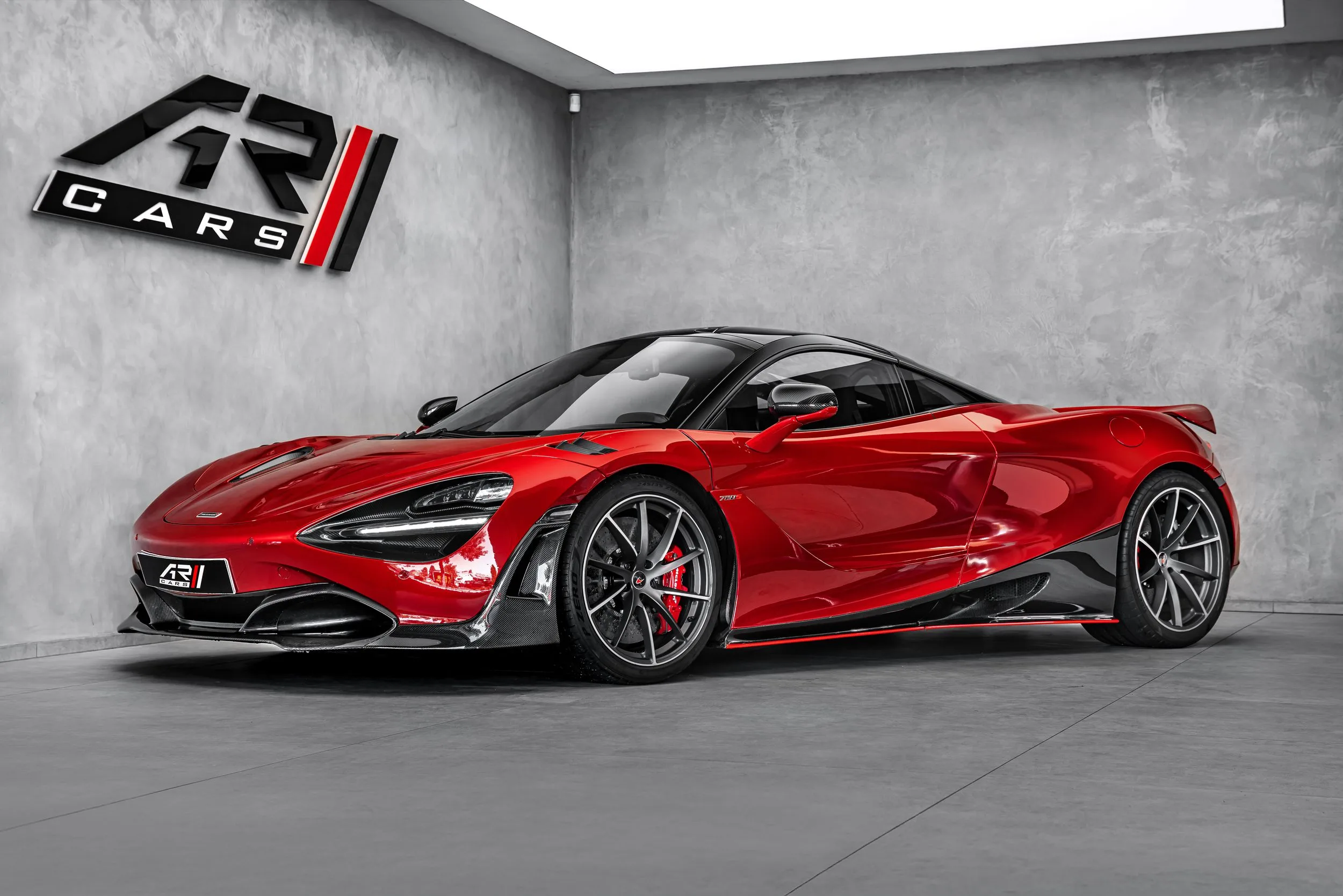 2018 McLaren 720S angeboten von einem Spezialhändler in Ostrava, Tschechien, Hauptfoto