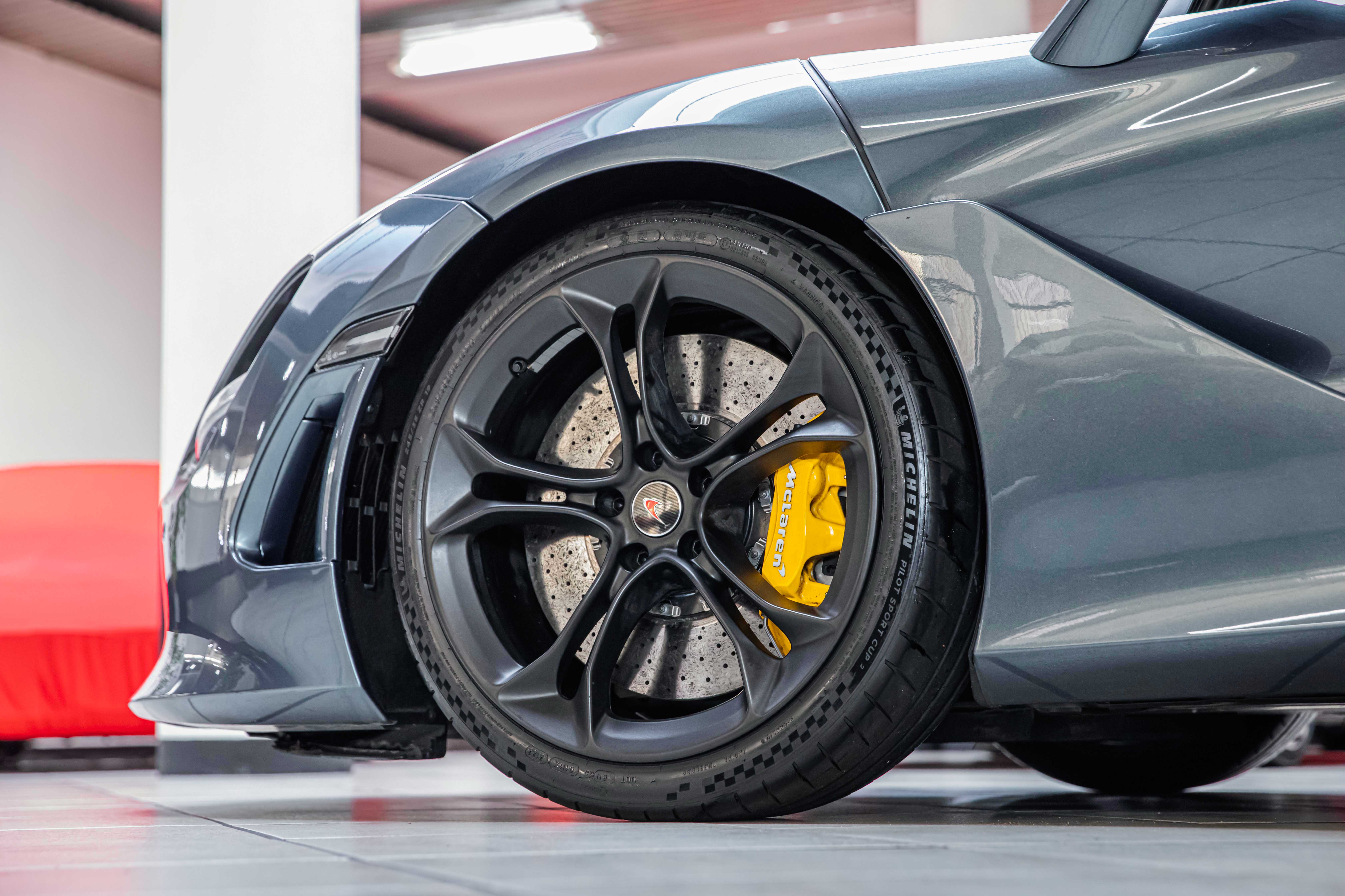 2018 McLaren 720S Coupé offered by a specialist dealer in Milan, Italy, photo 20 of 20