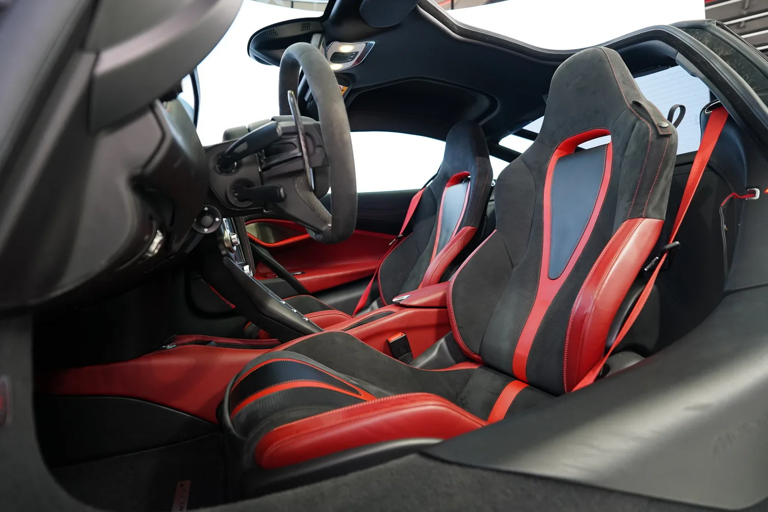 2018 McLaren 720S Performance Launch Edition, 14/19