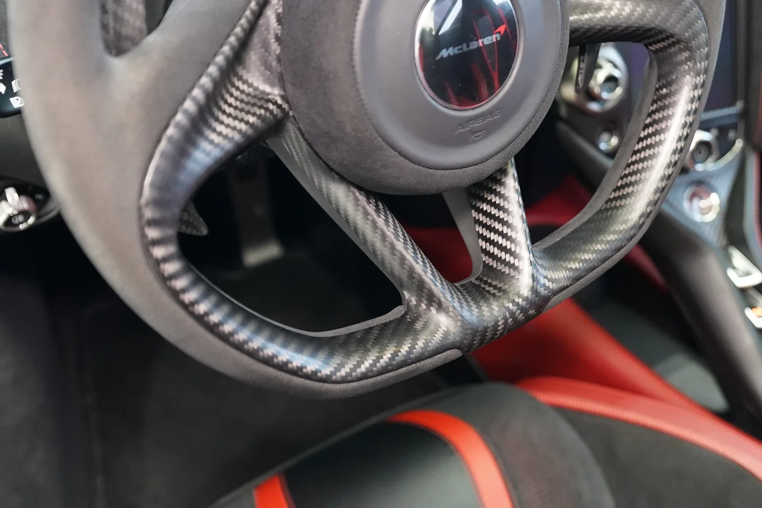 2018 McLaren 720S Performance Launch Edition, 16/19