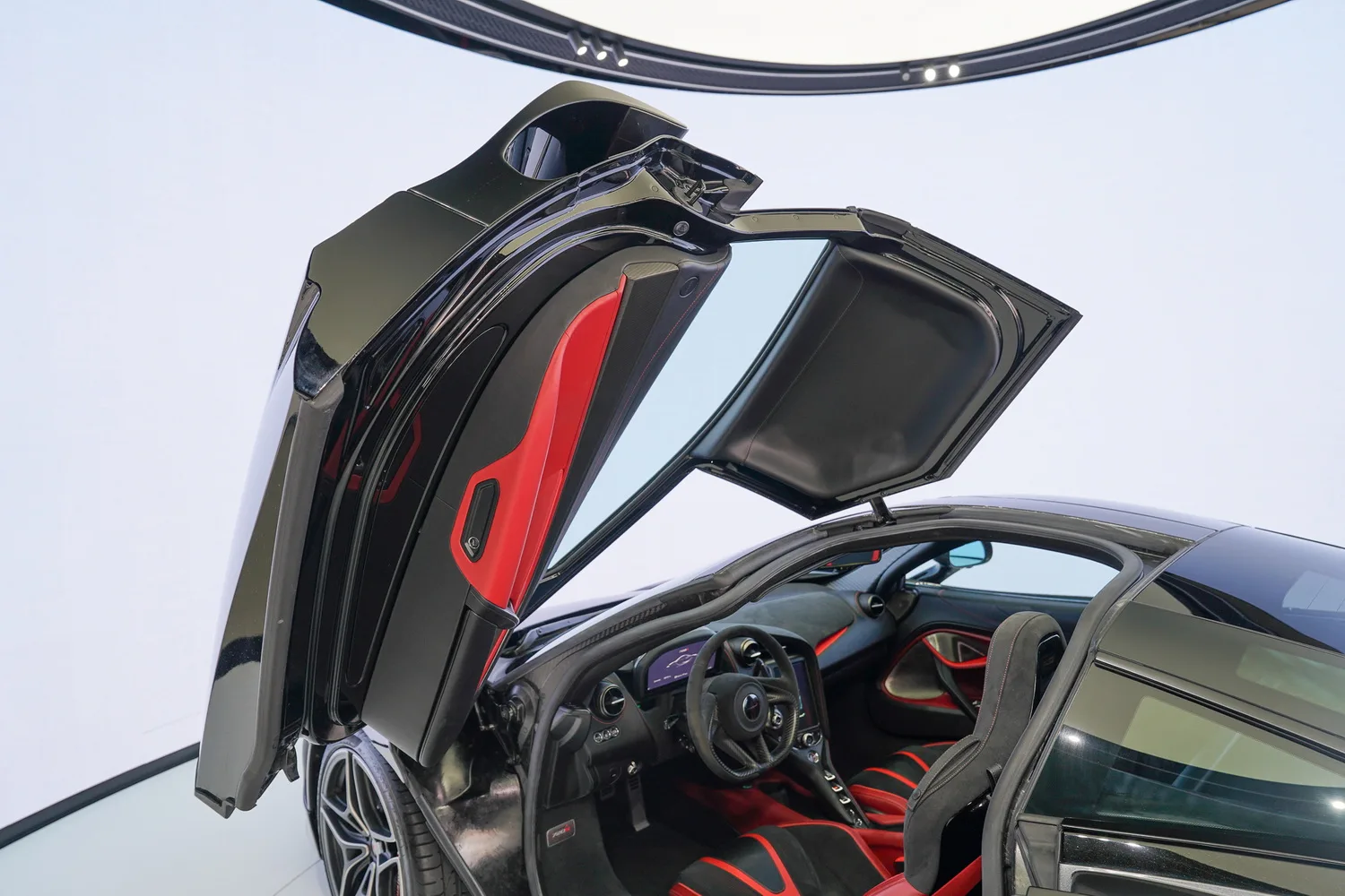 2018 McLaren 720S Performance Launch Edition, 17/19