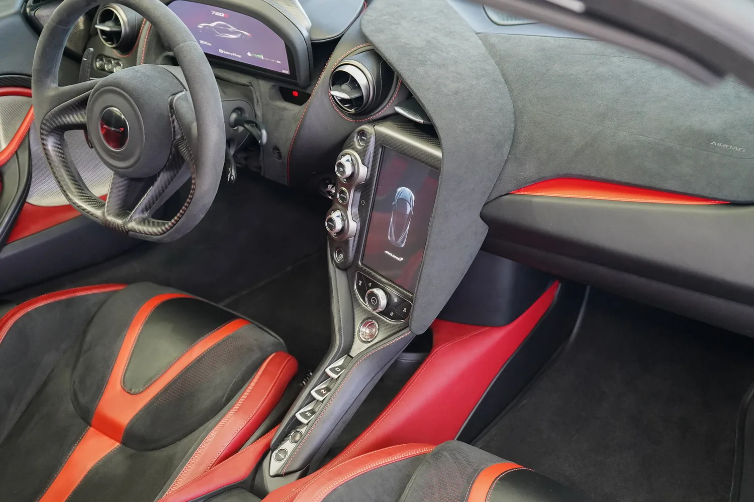 2018 McLaren 720S Performance Launch Edition, 18/19
