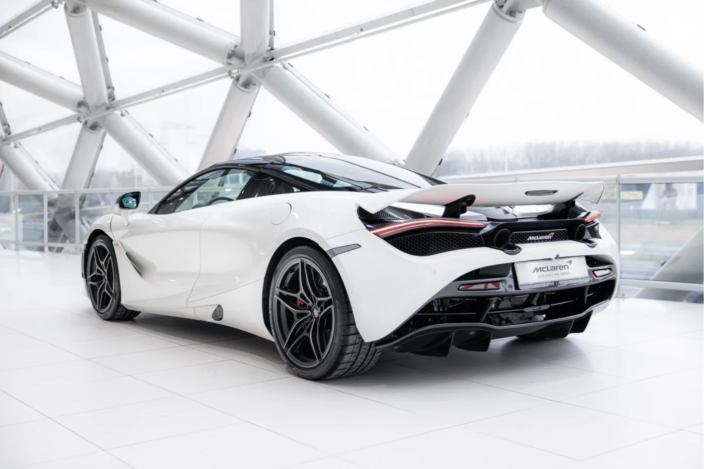 2018 McLaren 720S Performance angeboten von einem offiziellen McLaren und Morgan-Vertragshändler in Utrecht, Niederlande, Foto 10 von 25