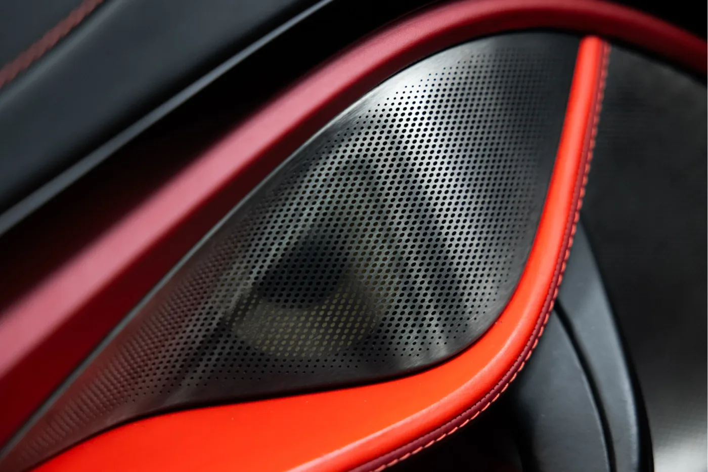2018 McLaren 720S Performance angeboten von einem offiziellen McLaren und Morgan-Vertragshändler in Utrecht, Niederlande, Foto 20 von 25