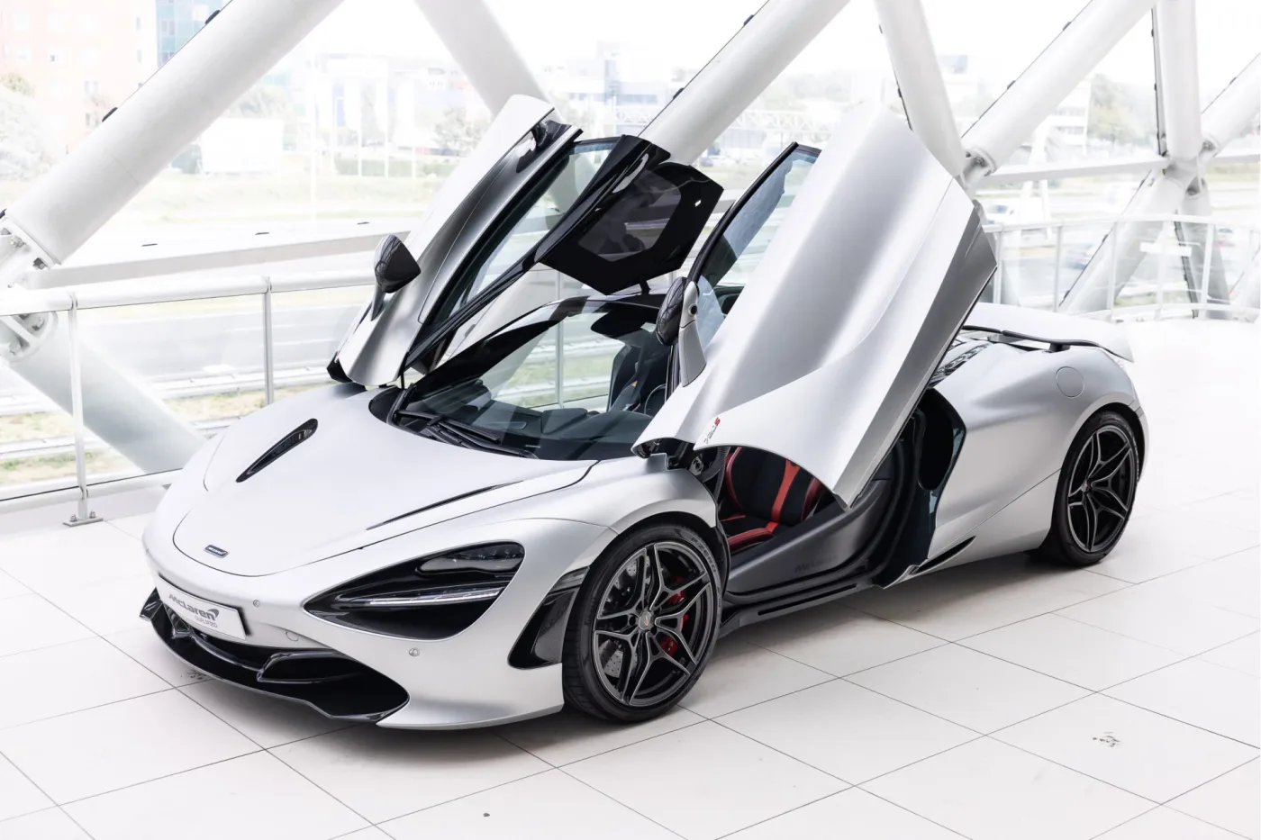 2018 McLaren 720S Performance angeboten von einem offiziellen McLaren und Morgan-Vertragshändler in Utrecht, Niederlande, Foto 5 von 25