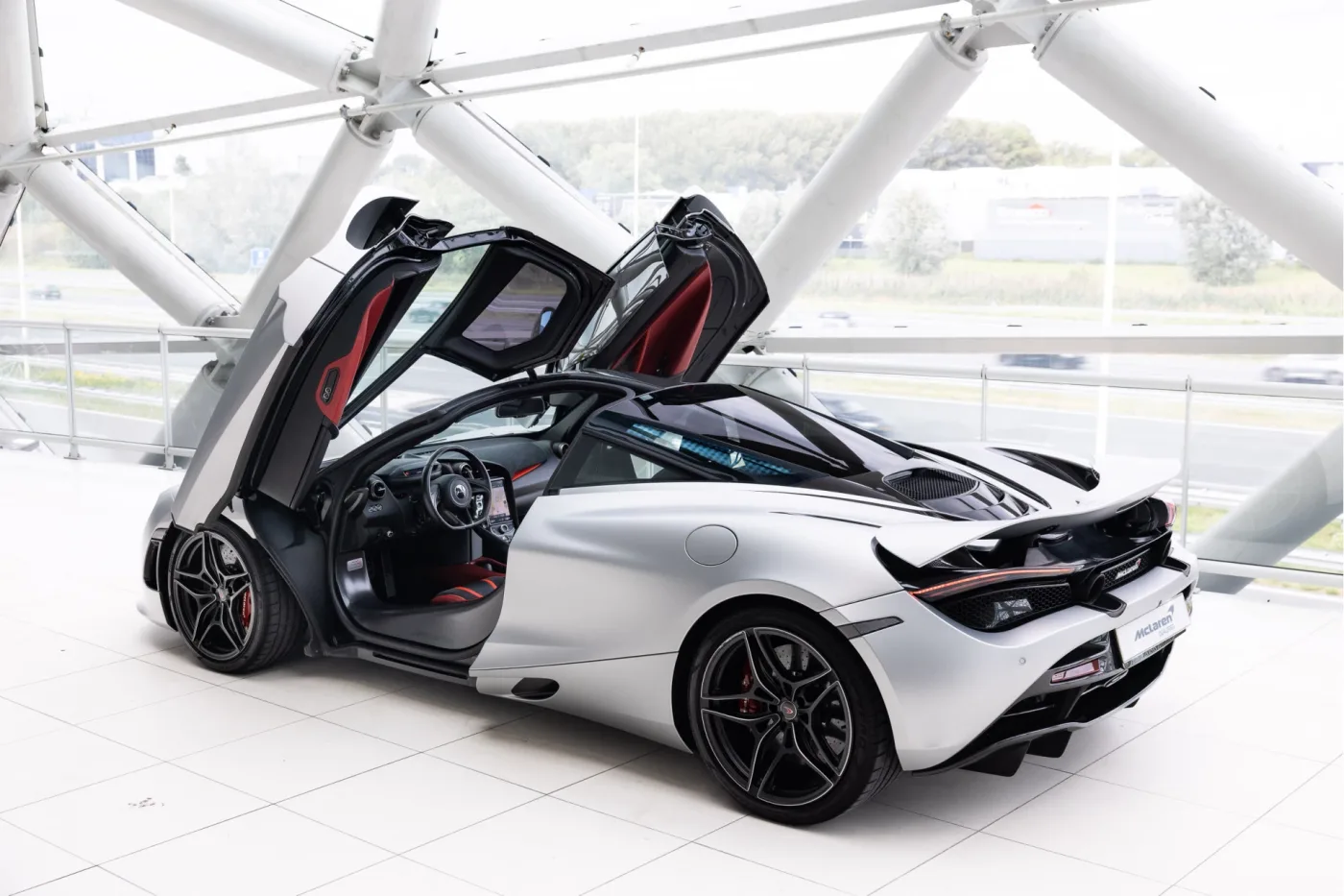 2018 McLaren 720S Performance angeboten von einem offiziellen McLaren und Morgan-Vertragshändler in Utrecht, Niederlande, Foto 11 von 25
