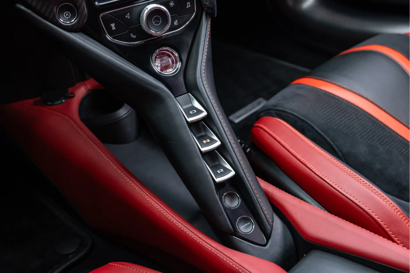2018 McLaren 720S Performance angeboten von einem offiziellen McLaren und Morgan-Vertragshändler in Utrecht, Niederlande, Foto 16 von 25