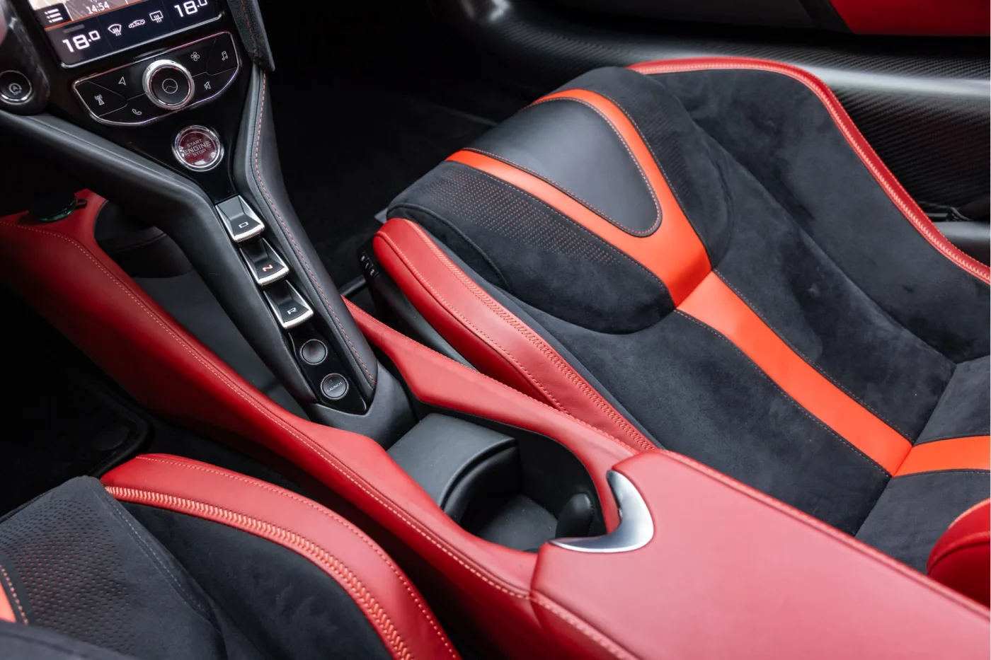 2018 McLaren 720S Performance angeboten von einem offiziellen McLaren und Morgan-Vertragshändler in Utrecht, Niederlande, Foto 23 von 25