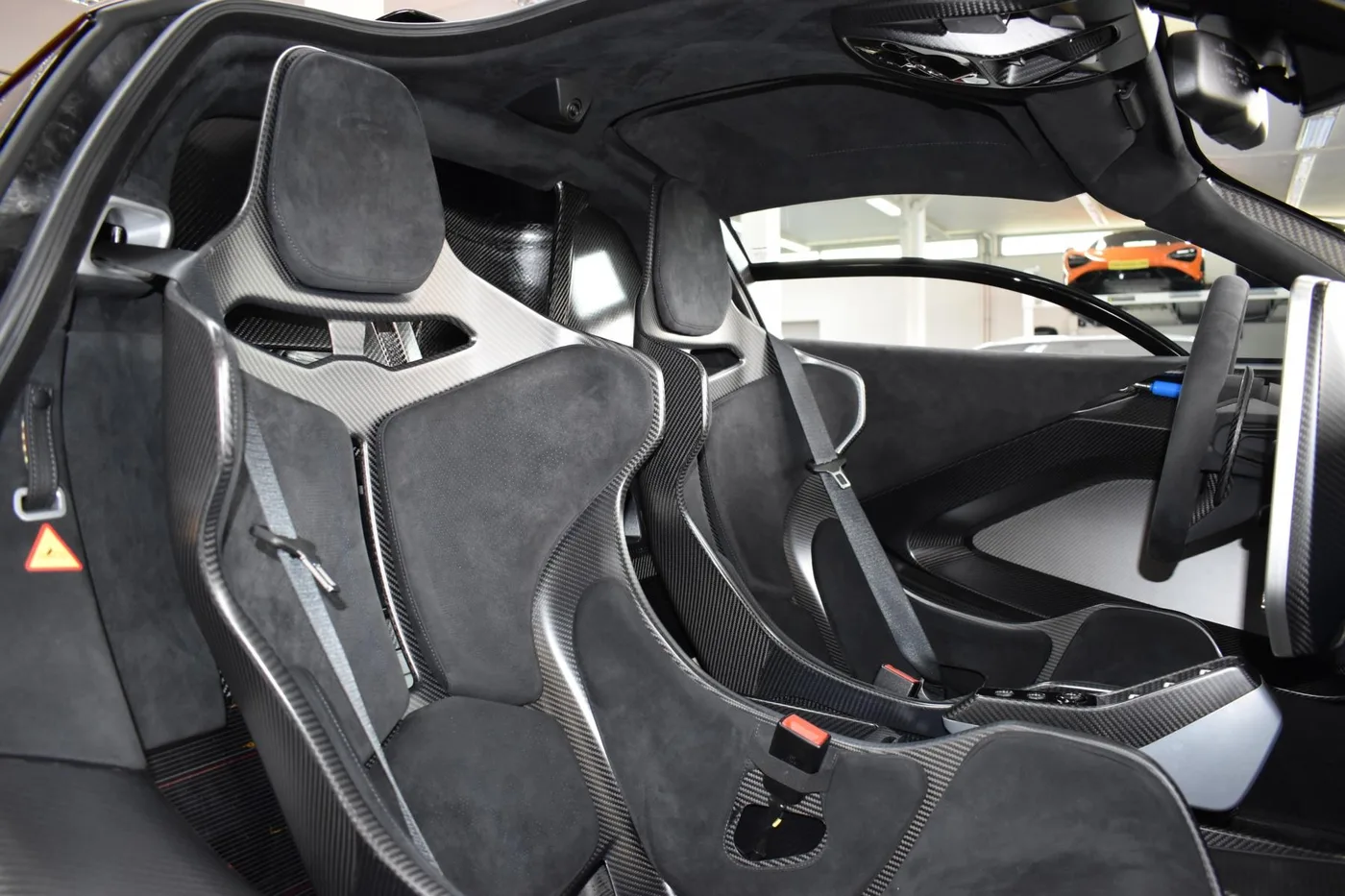 2018 McLaren Senna offered by a specialist dealer in Pfaffenhofen an der Ilm, Germany, photo 5 of 15