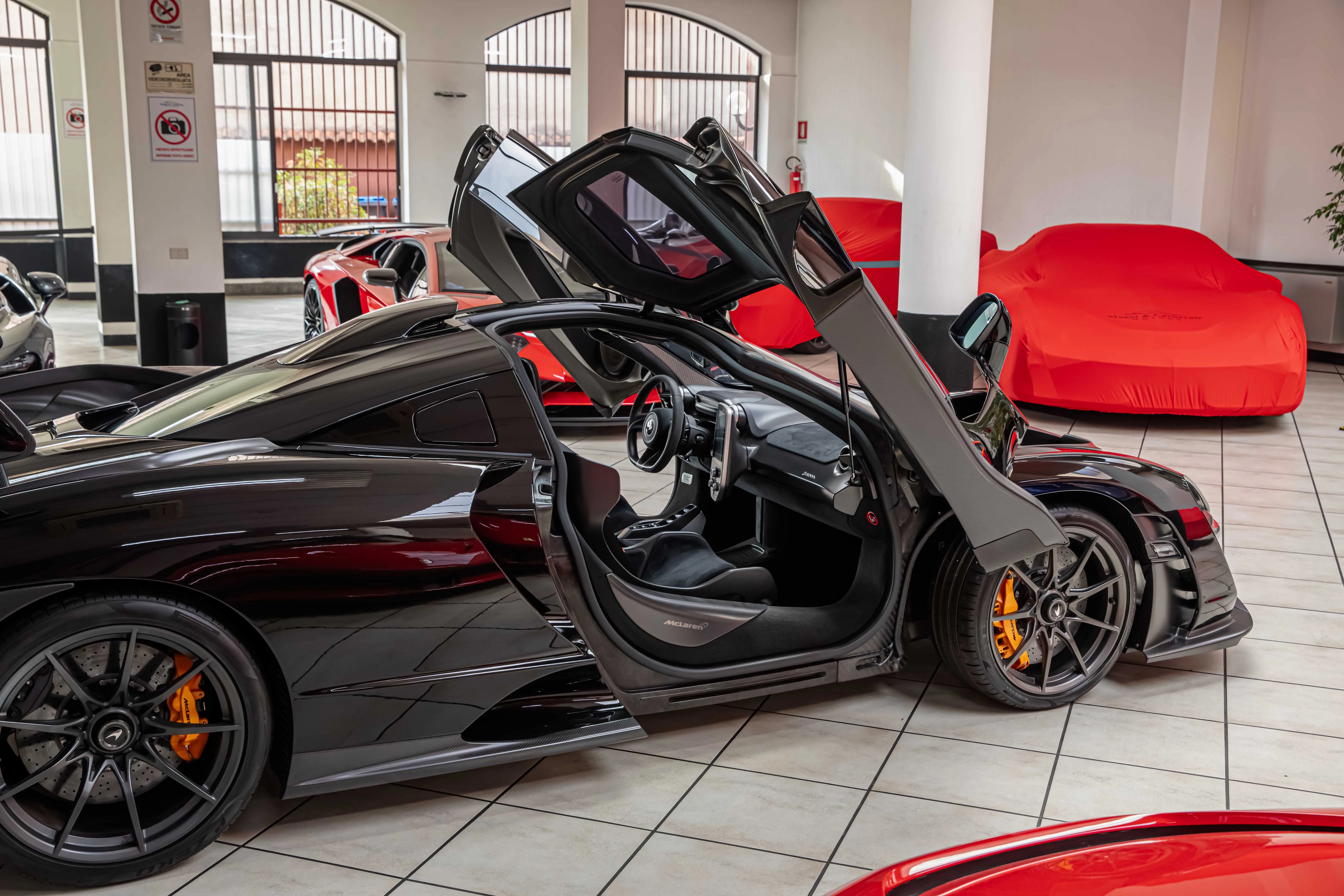 2018 McLaren Senna, 15/30