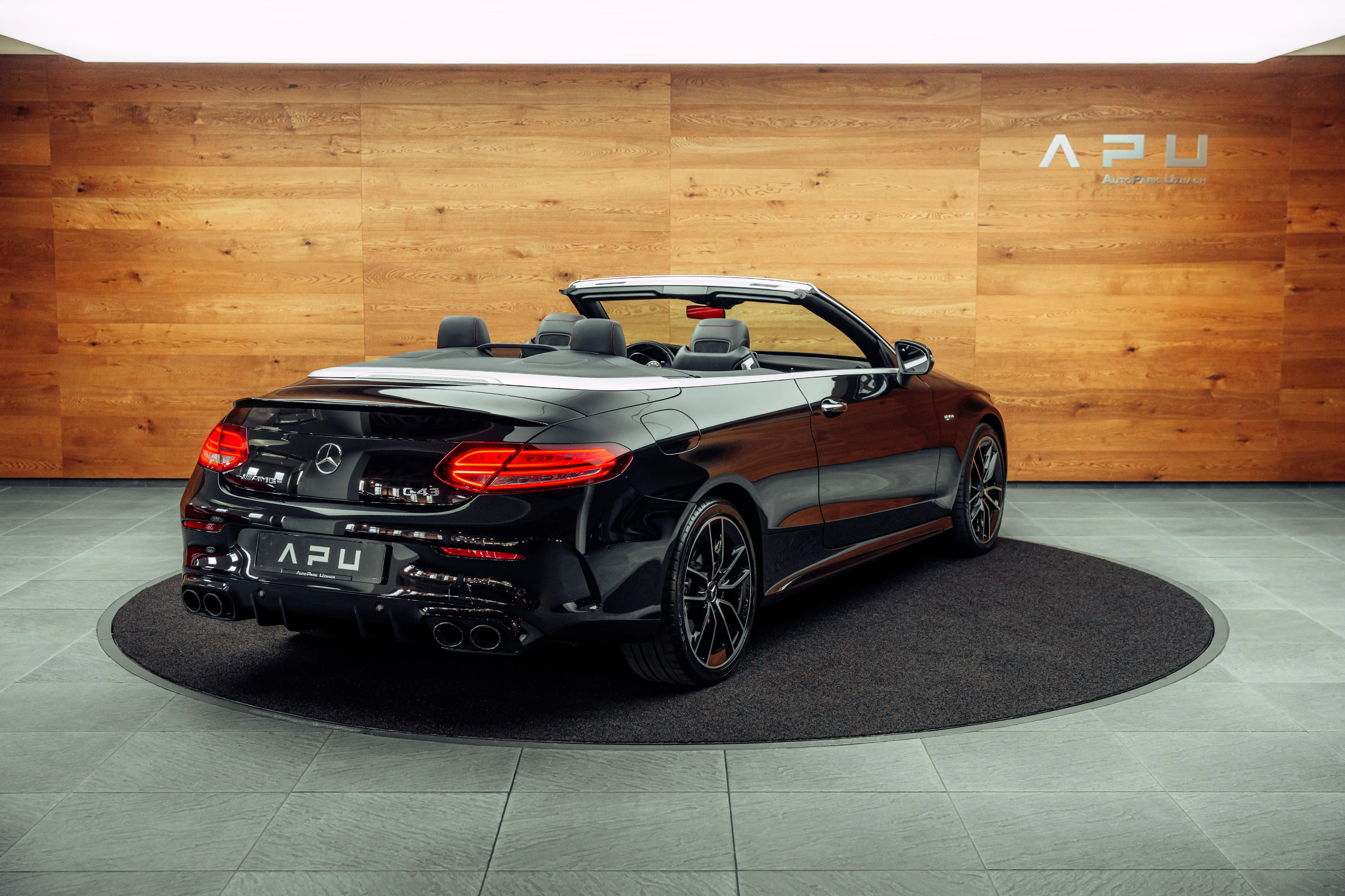 2018 Mercedes-AMG C 43 Cabriolet, 2/21