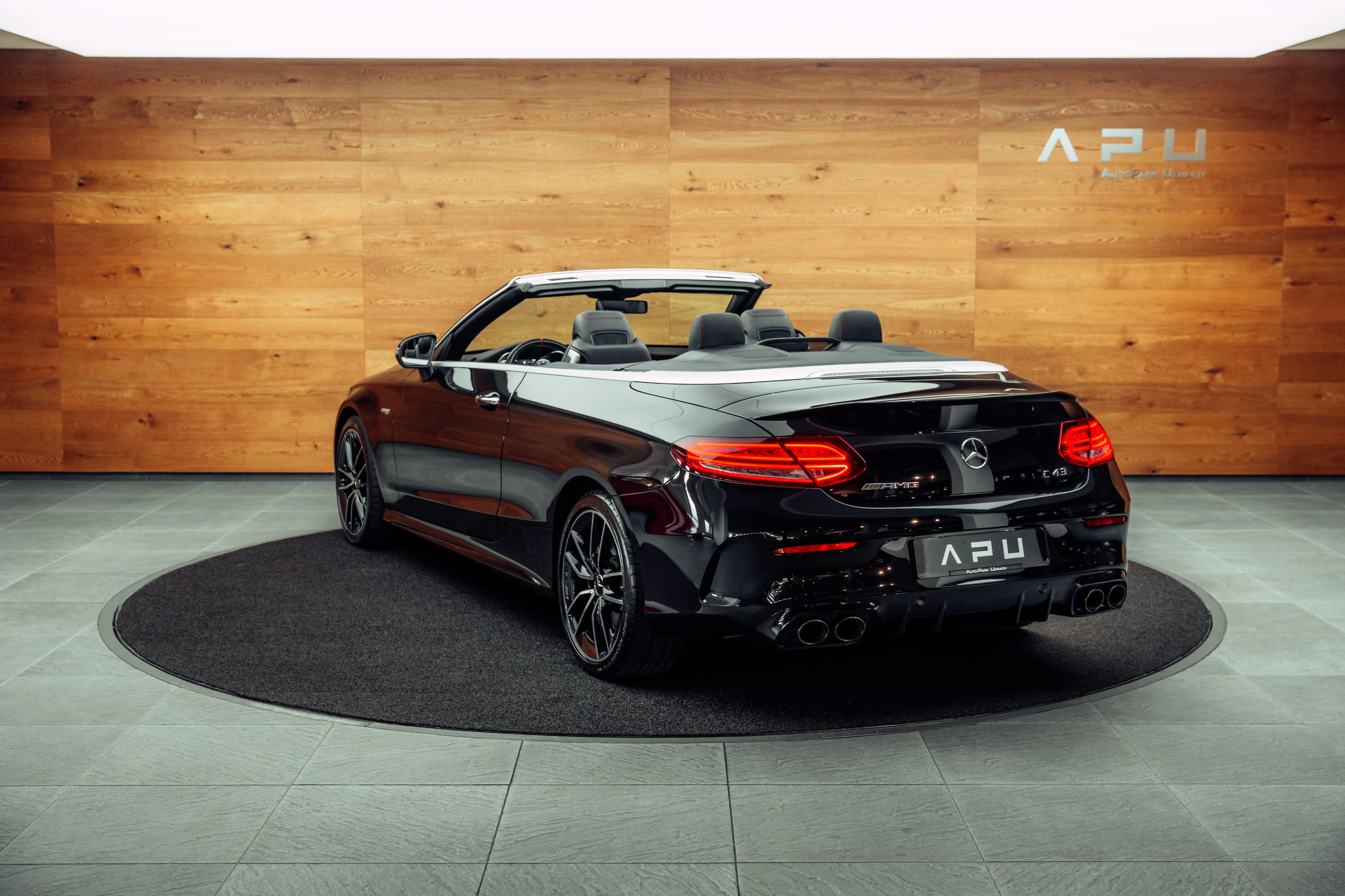2018 Mercedes-AMG C 43 Cabriolet, 3/21