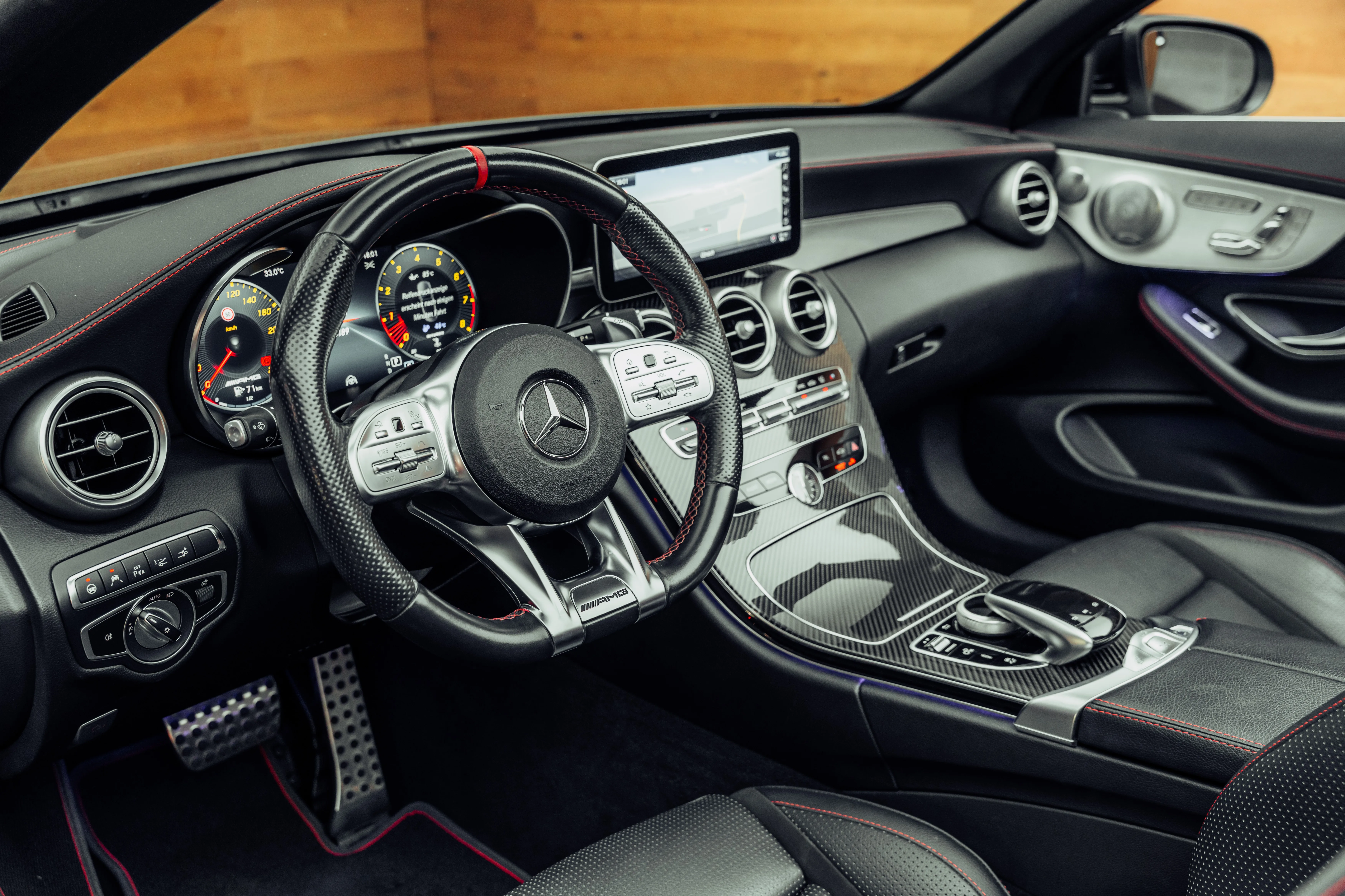 2018 Mercedes-AMG C 43 Cabriolet, 5/21