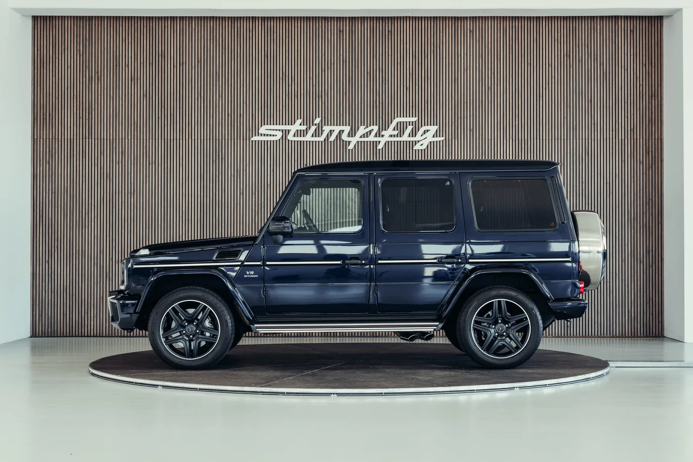 2018 Mercedes-AMG G 63 offered by a collector car specialist in Stuttgart, Germany, photo 2 of 25