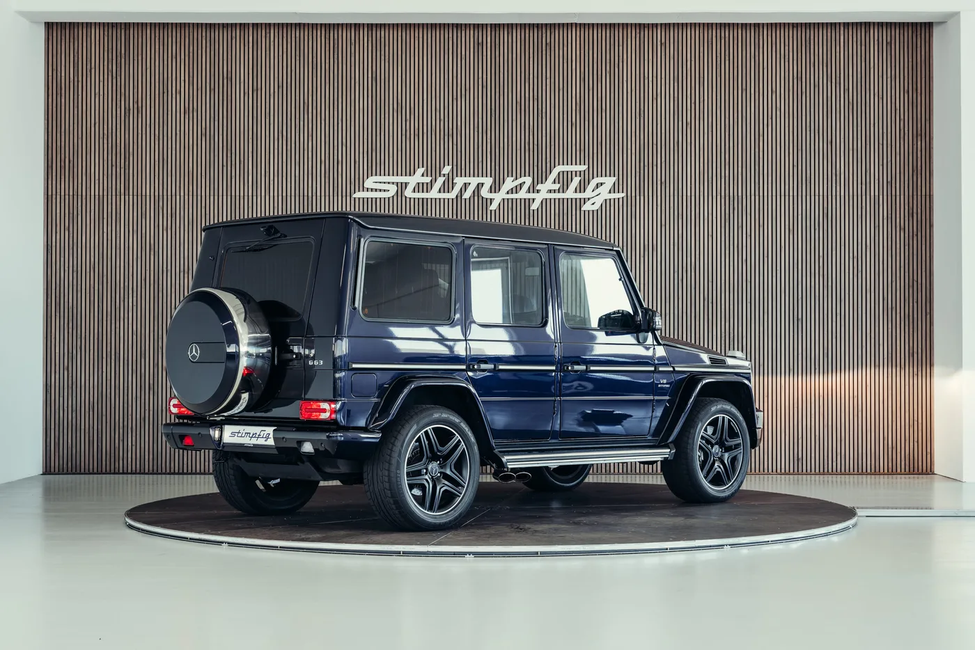 2018 Mercedes-AMG G 63 offered by a collector car specialist in Stuttgart, Germany, photo 5 of 25