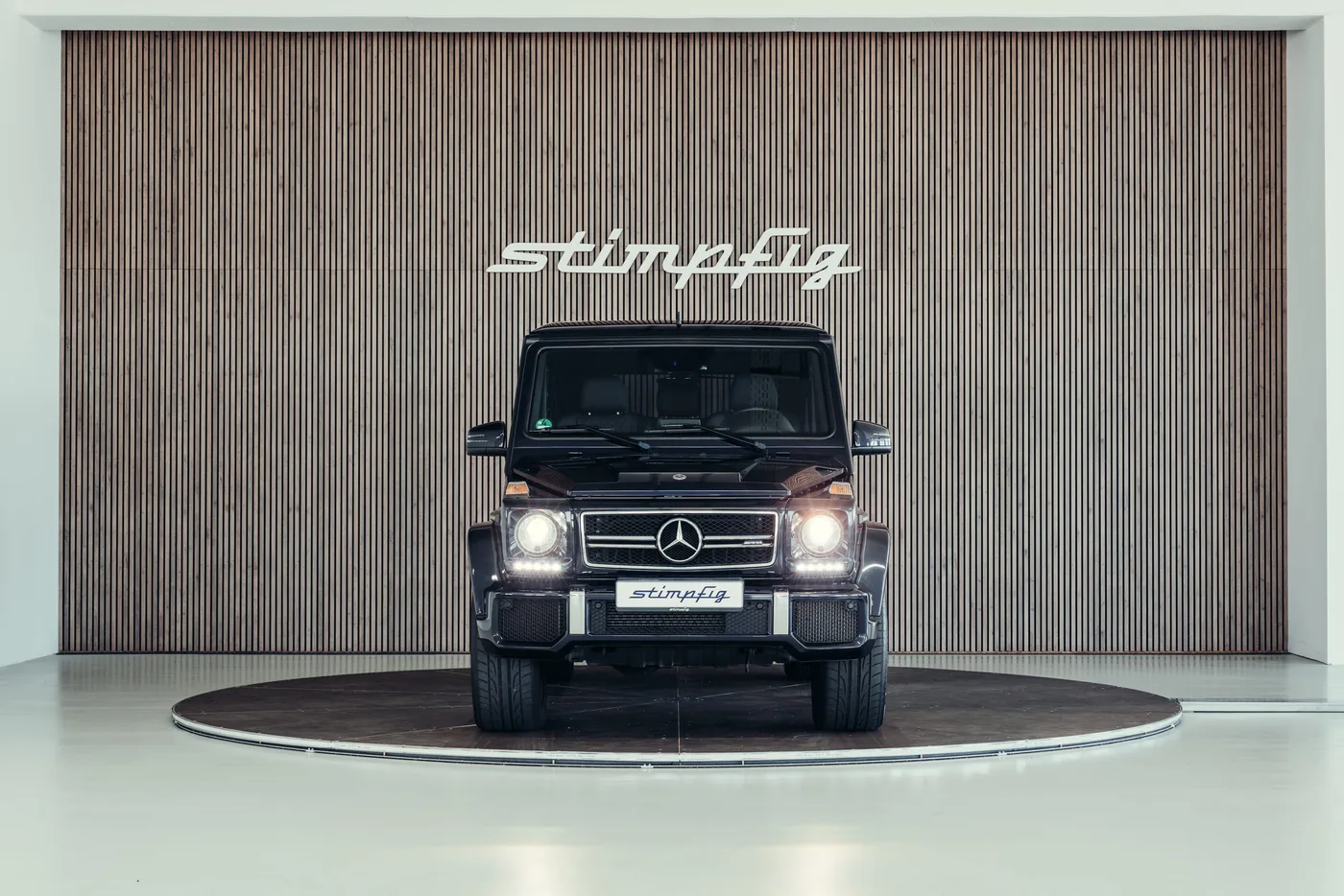 2018 Mercedes-AMG G 63 offered by a collector car specialist in Stuttgart, Germany, photo 8 of 25