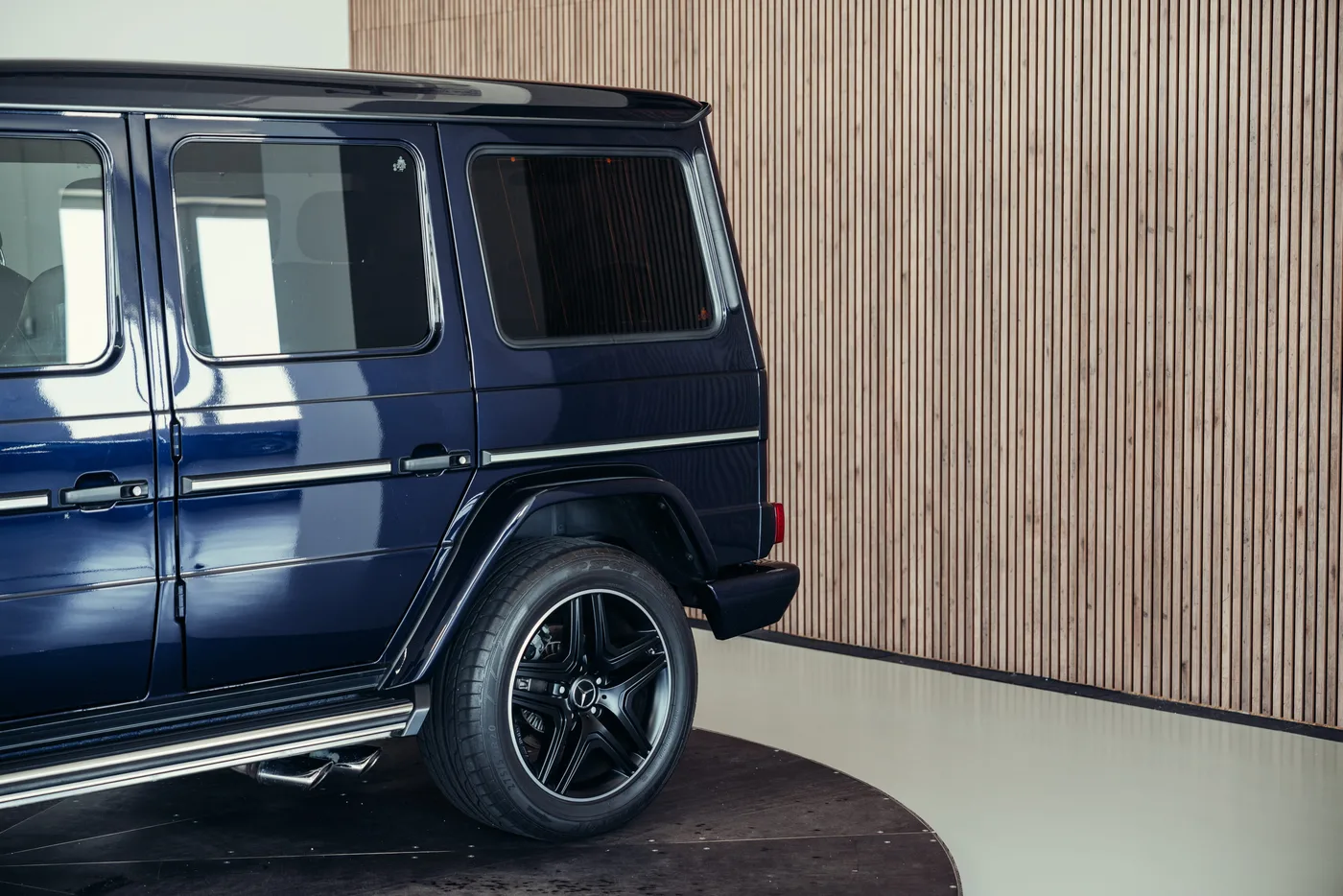 2018 Mercedes-AMG G 63 offered by a collector car specialist in Stuttgart, Germany, photo 12 of 25