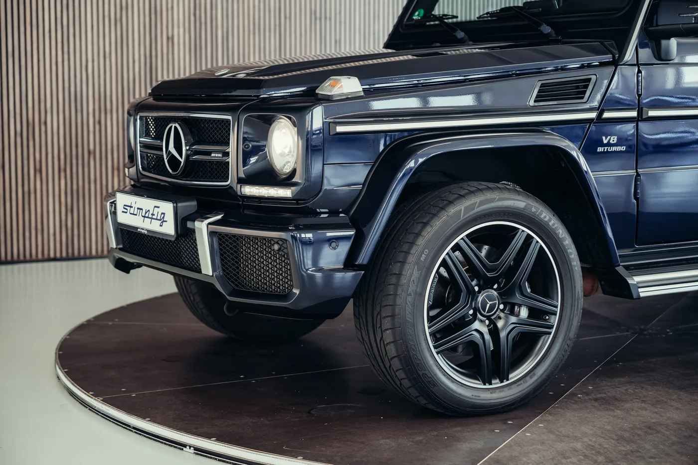 2018 Mercedes-AMG G 63 offered by a collector car specialist in Stuttgart, Germany, photo 14 of 25
