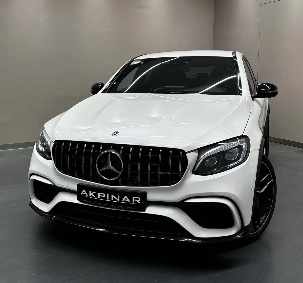 2018 Mercedes-AMG GLC 63 S Coupé, 2/27