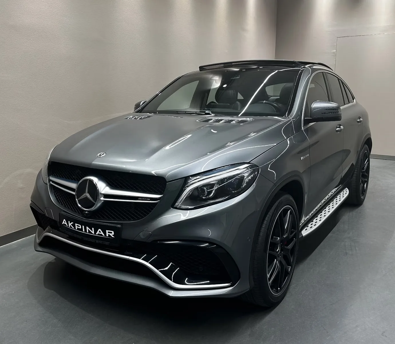 2018 Mercedes-AMG GLE 63 S Coupé proposée par un concessionnaire spécialisé à Holzgerlingen, Allemagne, photo principale