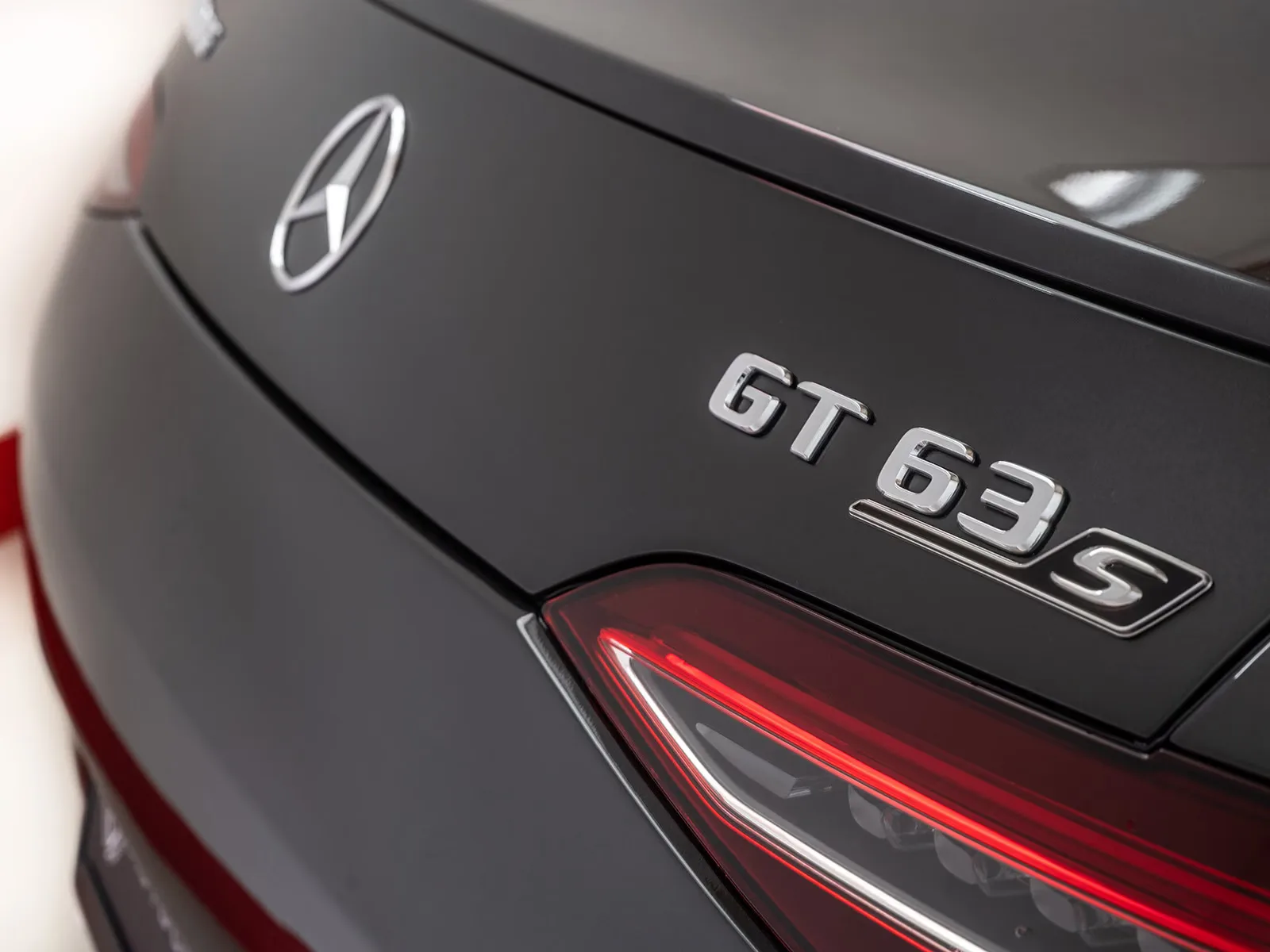2018 Mercedes-AMG GT 63 S 4-Door Coupé, 13/25