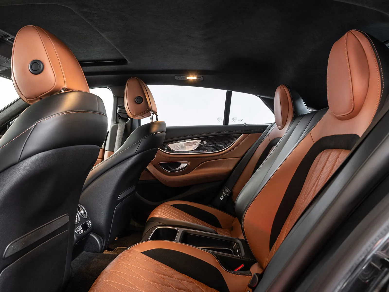 2018 Mercedes-AMG GT 63 S 4-Door Coupé, 18/25