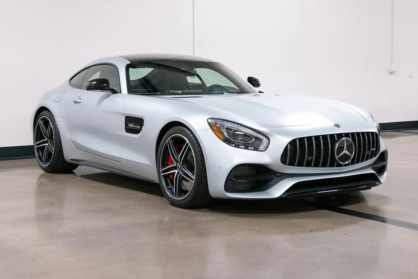 2018 Mercedes-AMG GT C verkauft von einem Fachhändler in Costa Mesa, Vereinigte Staaten, Foto 2 von 15