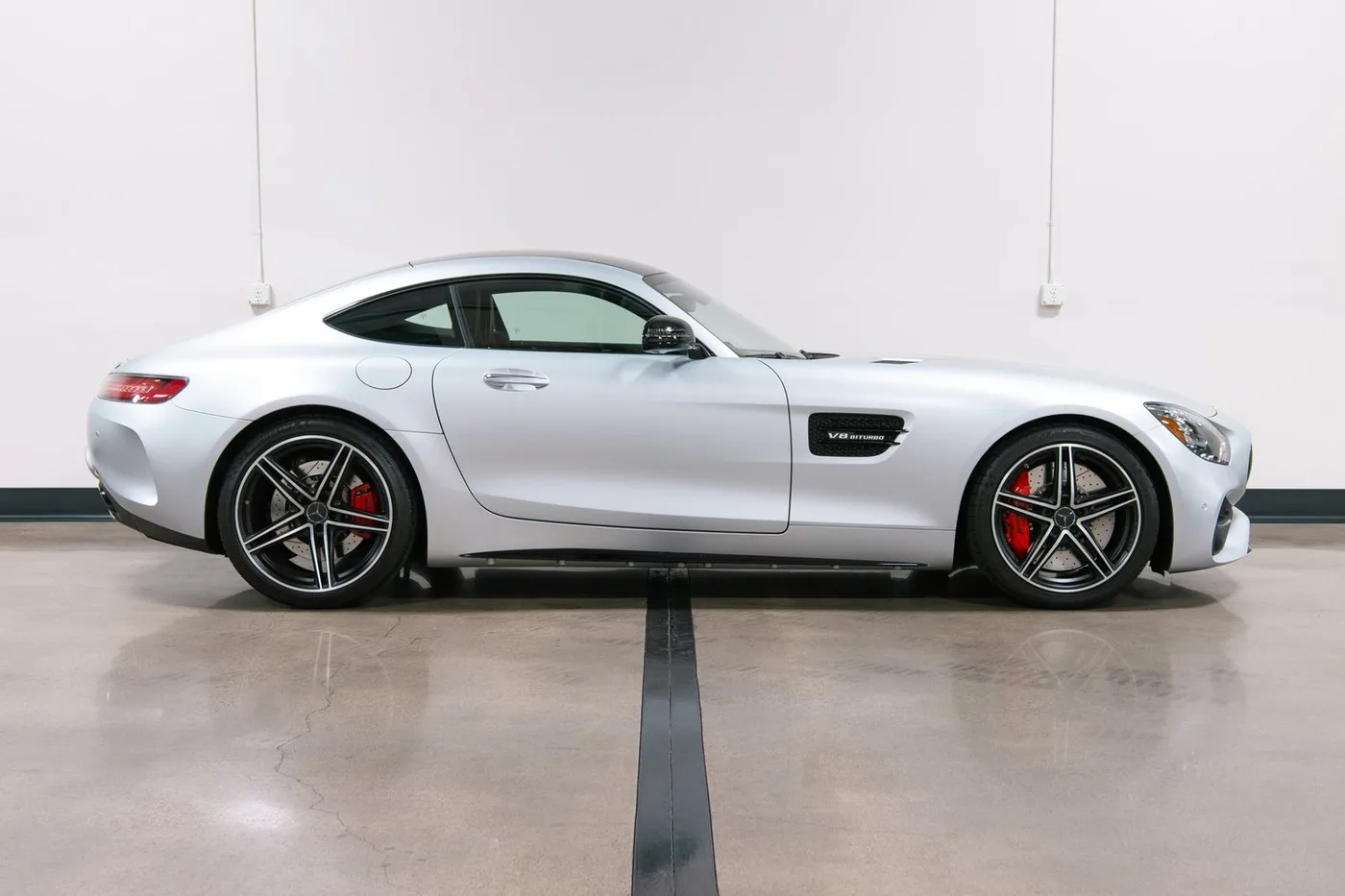 2018 Mercedes-AMG GT C verkauft von einem Fachhändler in Costa Mesa, Vereinigte Staaten, Foto 6 von 15