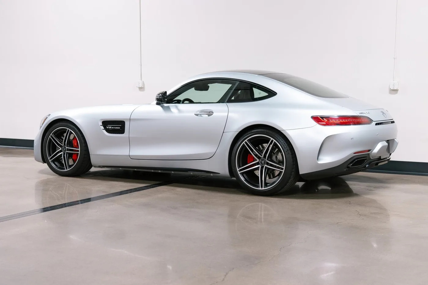 2018 Mercedes-AMG GT C verkauft von einem Fachhändler in Costa Mesa, Vereinigte Staaten, Foto 9 von 15