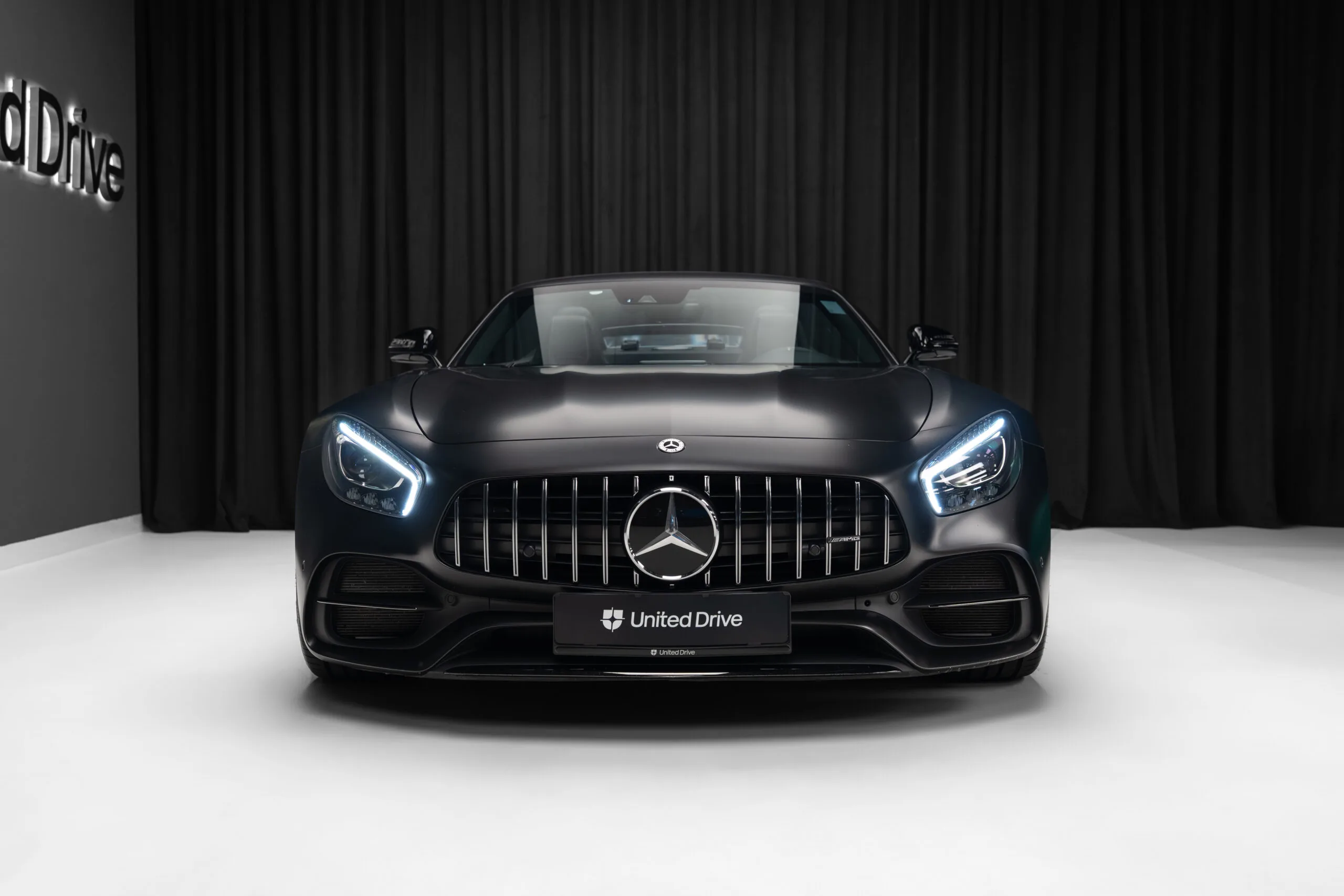 2018 Mercedes-AMG GT C Roadster Edition 50, 2/30