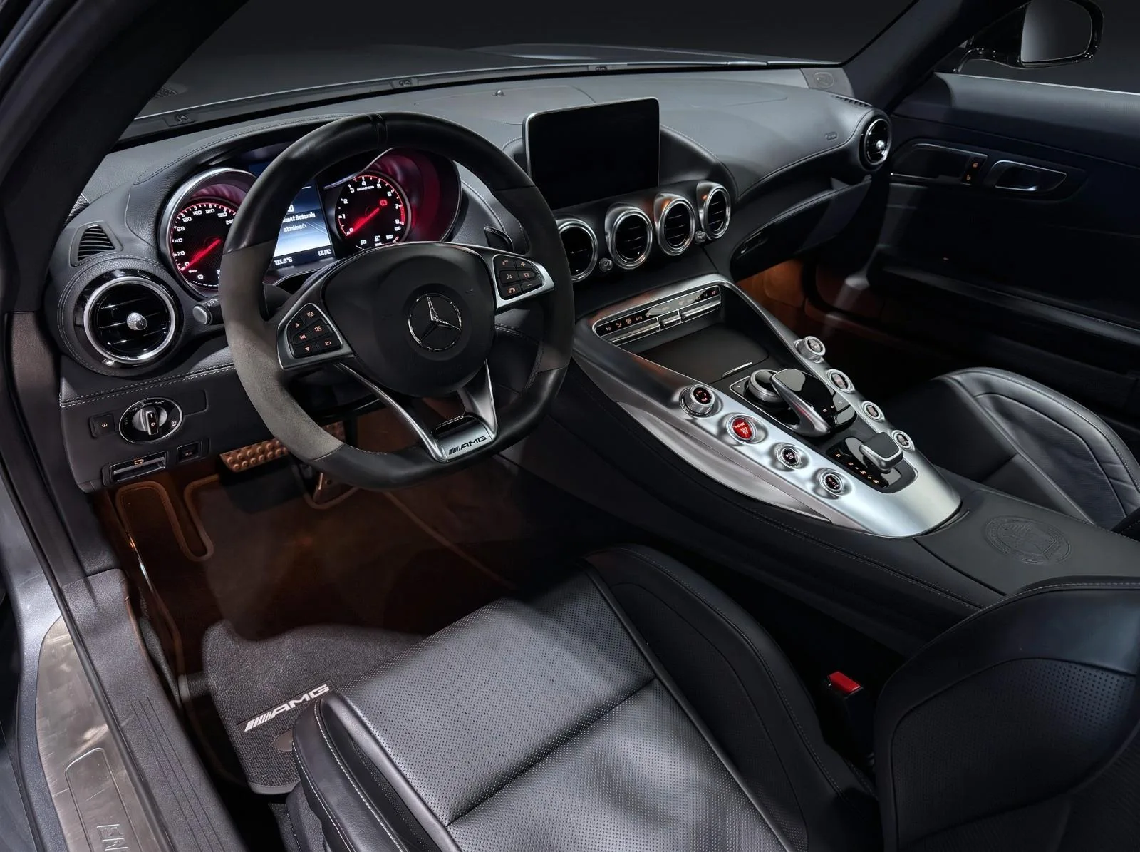 2018 Mercedes-AMG GT C Coupé, 9/14