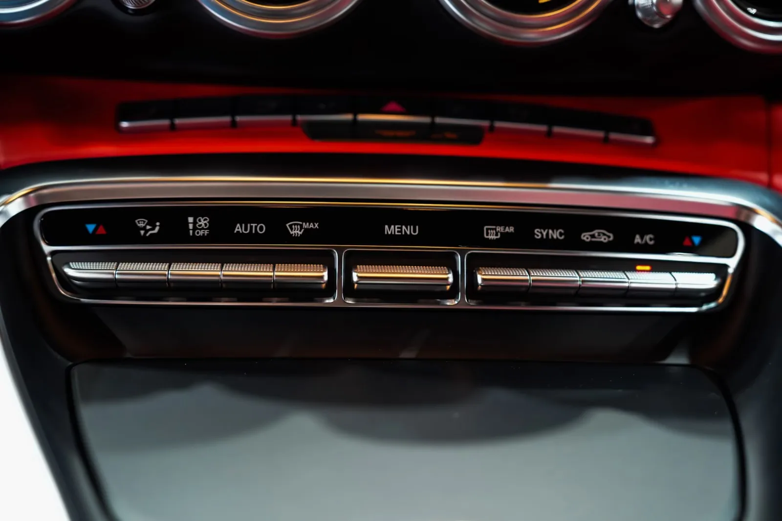 2018 Mercedes-AMG GT Roadster, 29/30
