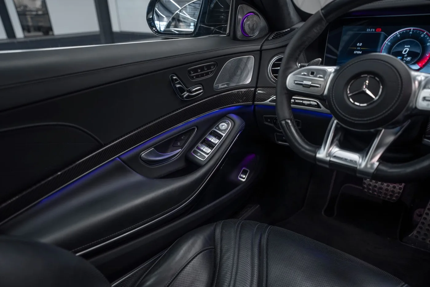 2018 Mercedes-AMG S 63 long angeboten von einem Supersportwagenhändler in Schenefeld, Deutschland, Foto 25 von 25
