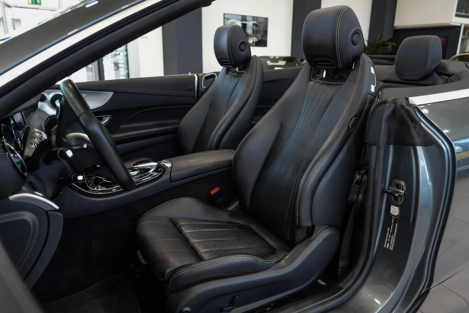 2018 Mercedes-Benz E 220 d Cabriolet, AMG Line, 12/30