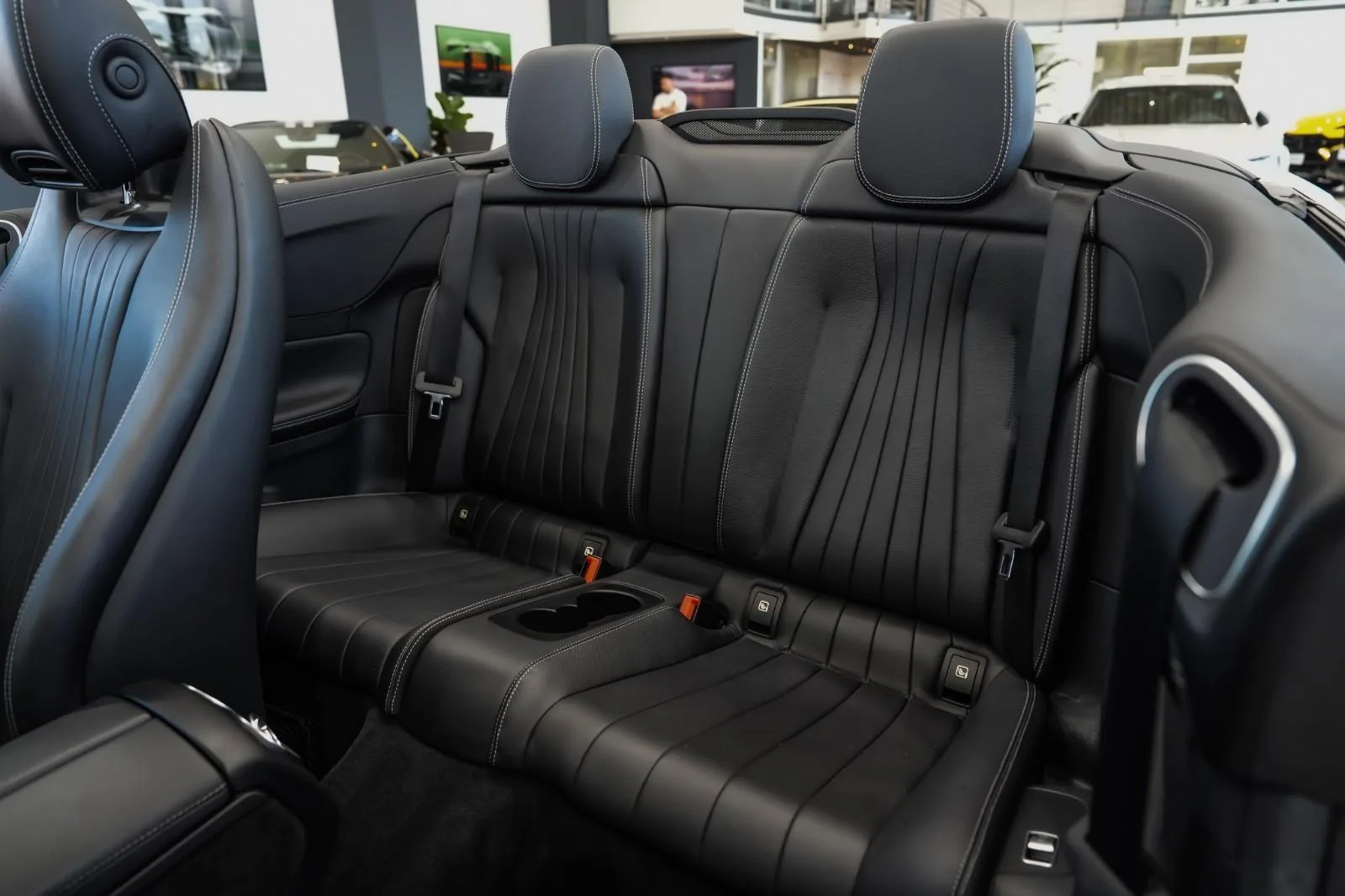2018 Mercedes-Benz E 220 d Cabriolet, AMG Line, 13/30
