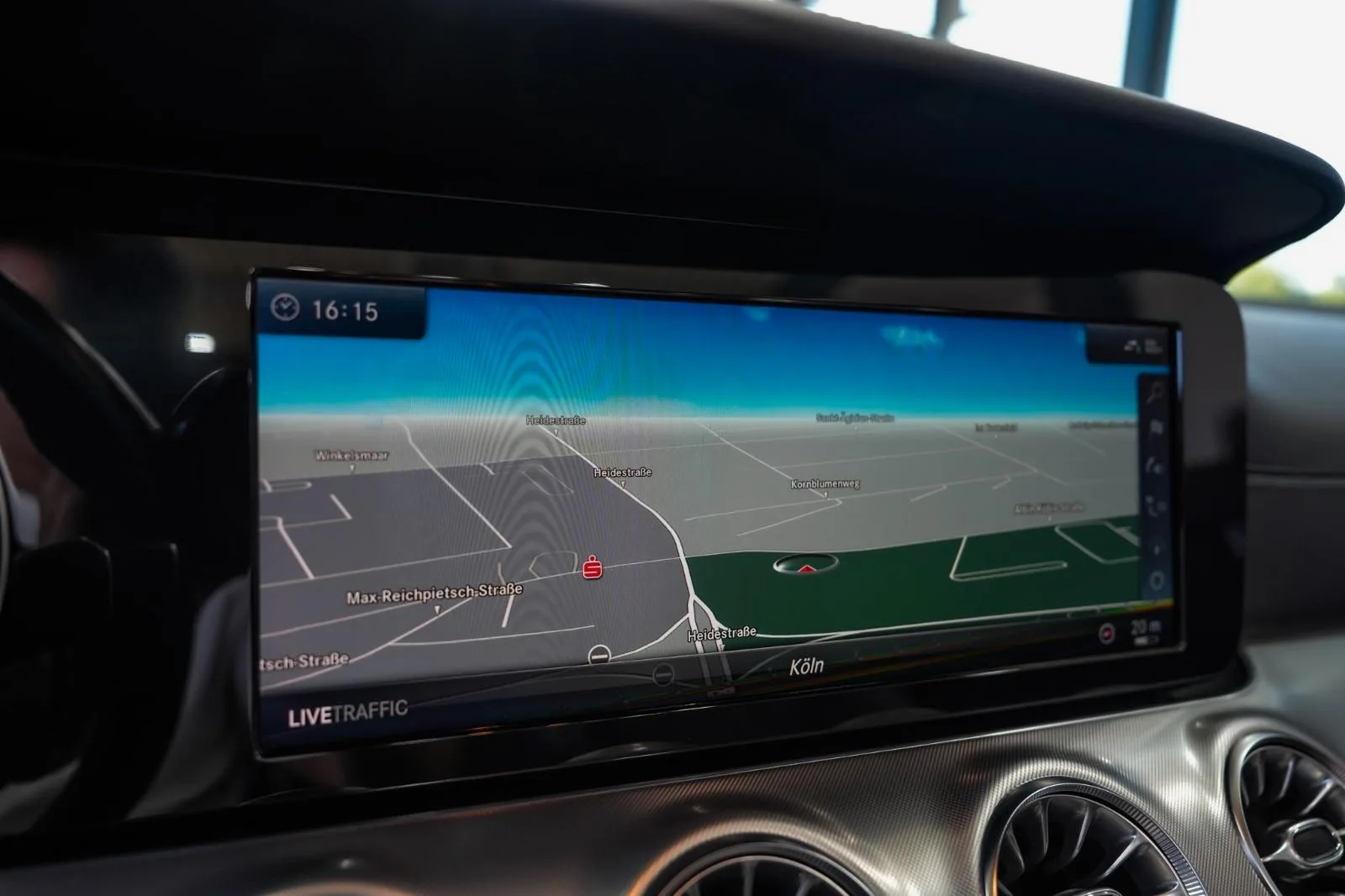 2018 Mercedes-Benz E 220 d Cabriolet, AMG Line, 18/30