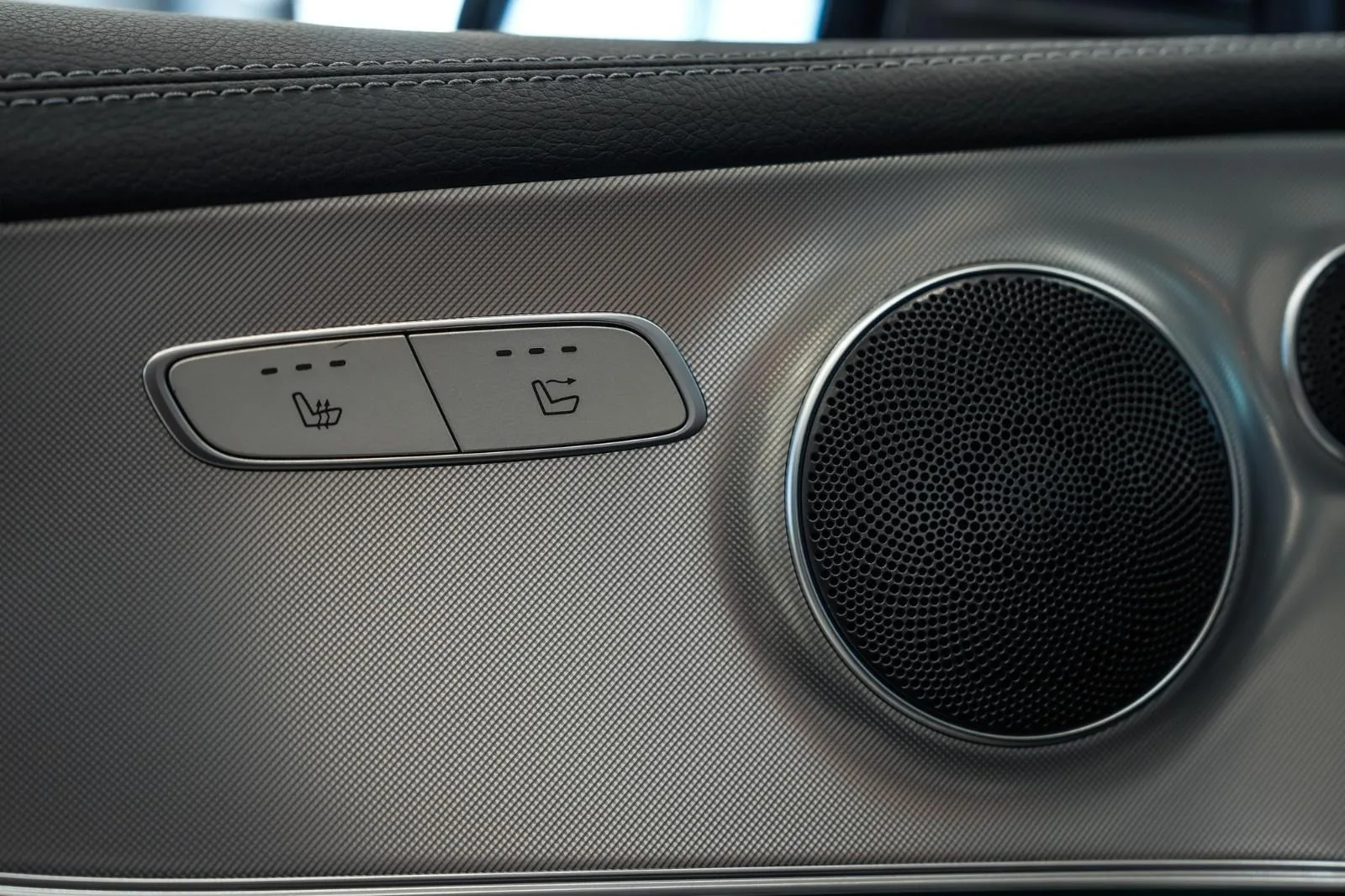 2018 Mercedes-Benz E 220 d Cabriolet, AMG Line, 20/30