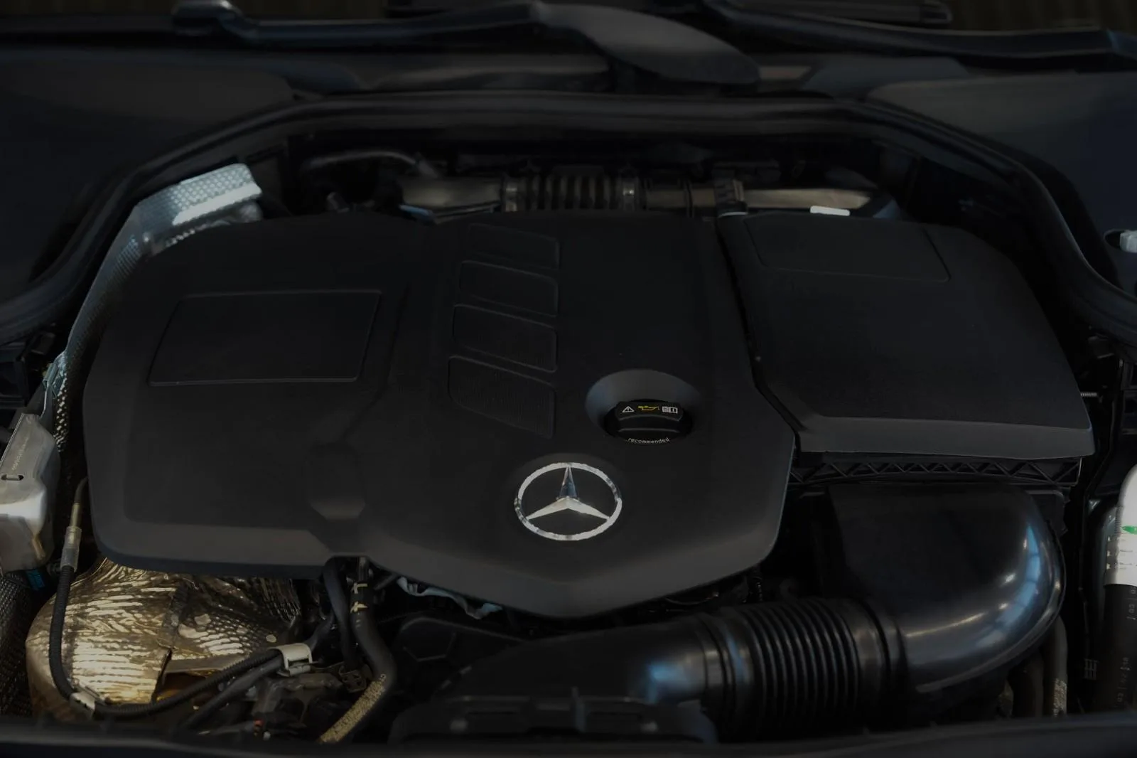 2018 Mercedes-Benz E 220 d Cabriolet, AMG Line, 24/30