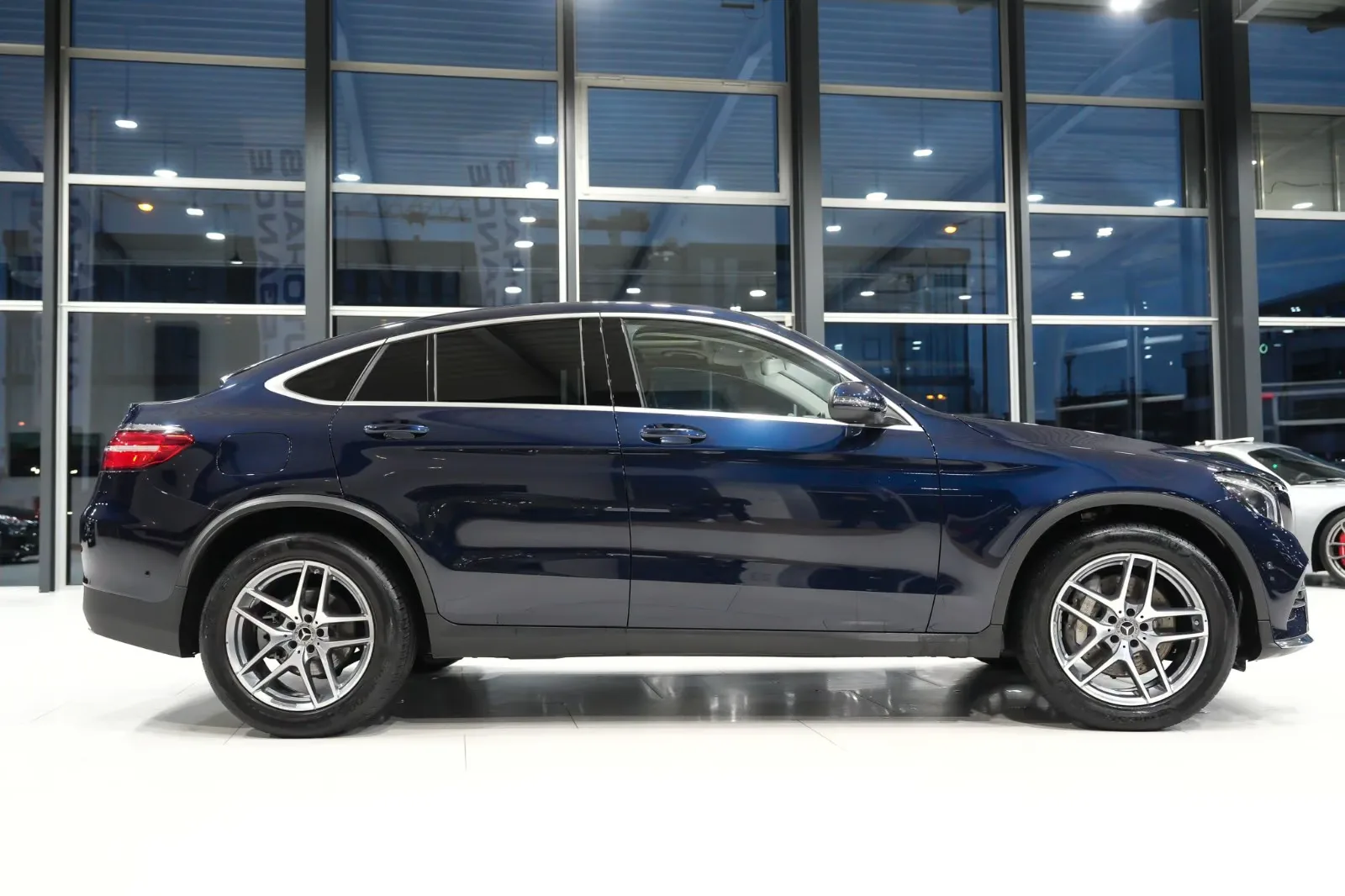 2018 Mercedes-Benz GLC 250 4MATIC Coupé, AMG Line, 5/24