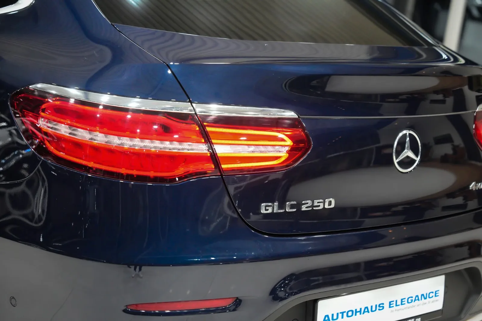 2018 Mercedes-Benz GLC 250 4MATIC Coupé, AMG Line, 10/24