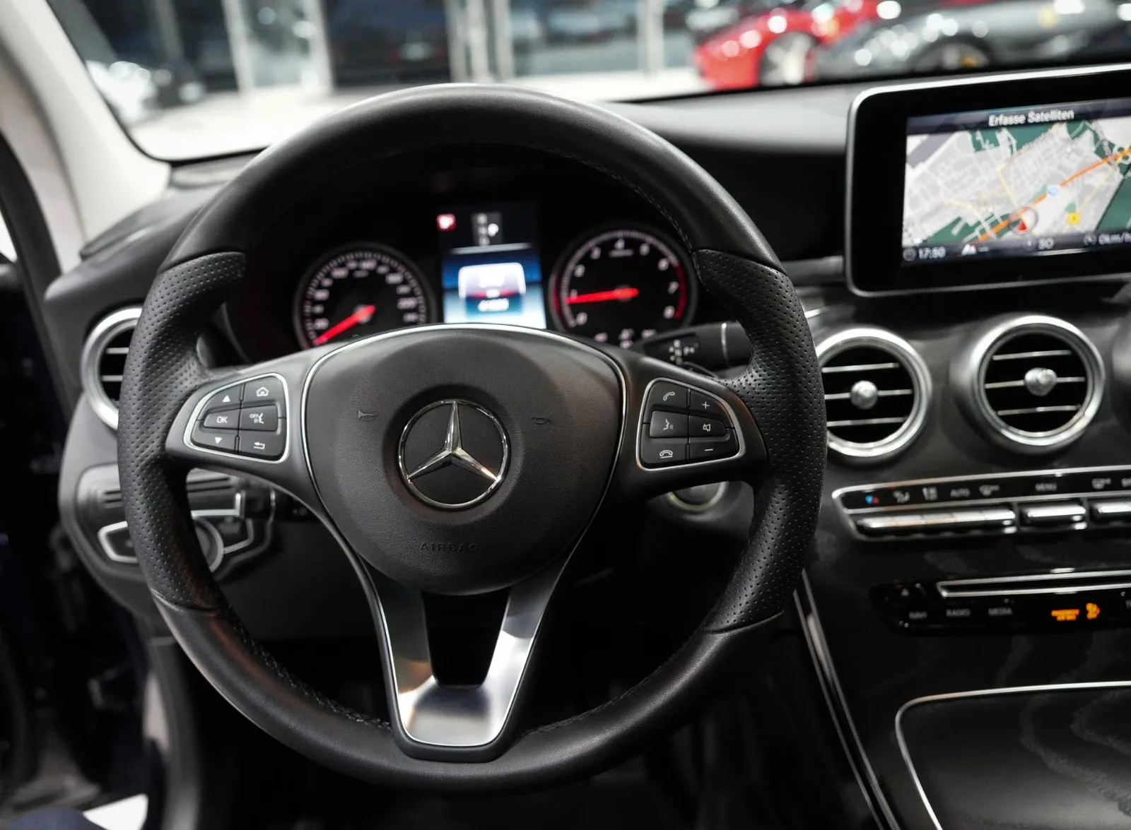 2018 Mercedes-Benz GLC 250 4MATIC Coupé, AMG Line, 14/24