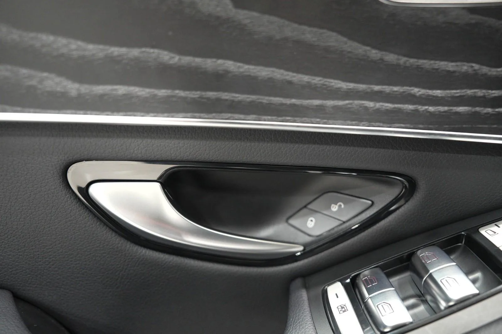 2018 Mercedes-Benz GLC 250 4MATIC Coupé, AMG Line, 22/24