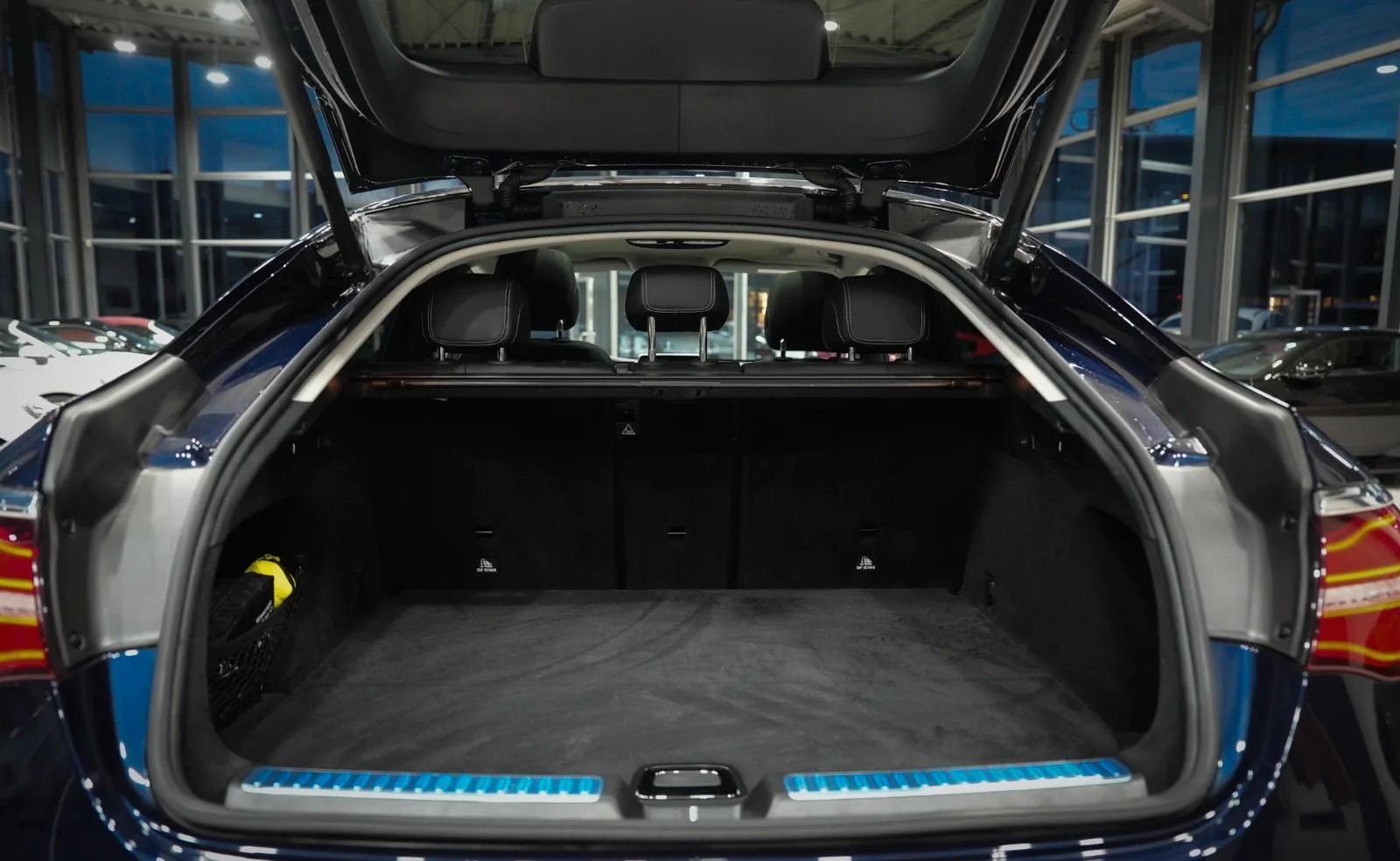 2018 Mercedes-Benz GLC 250 4MATIC Coupé, AMG Line, 23/24