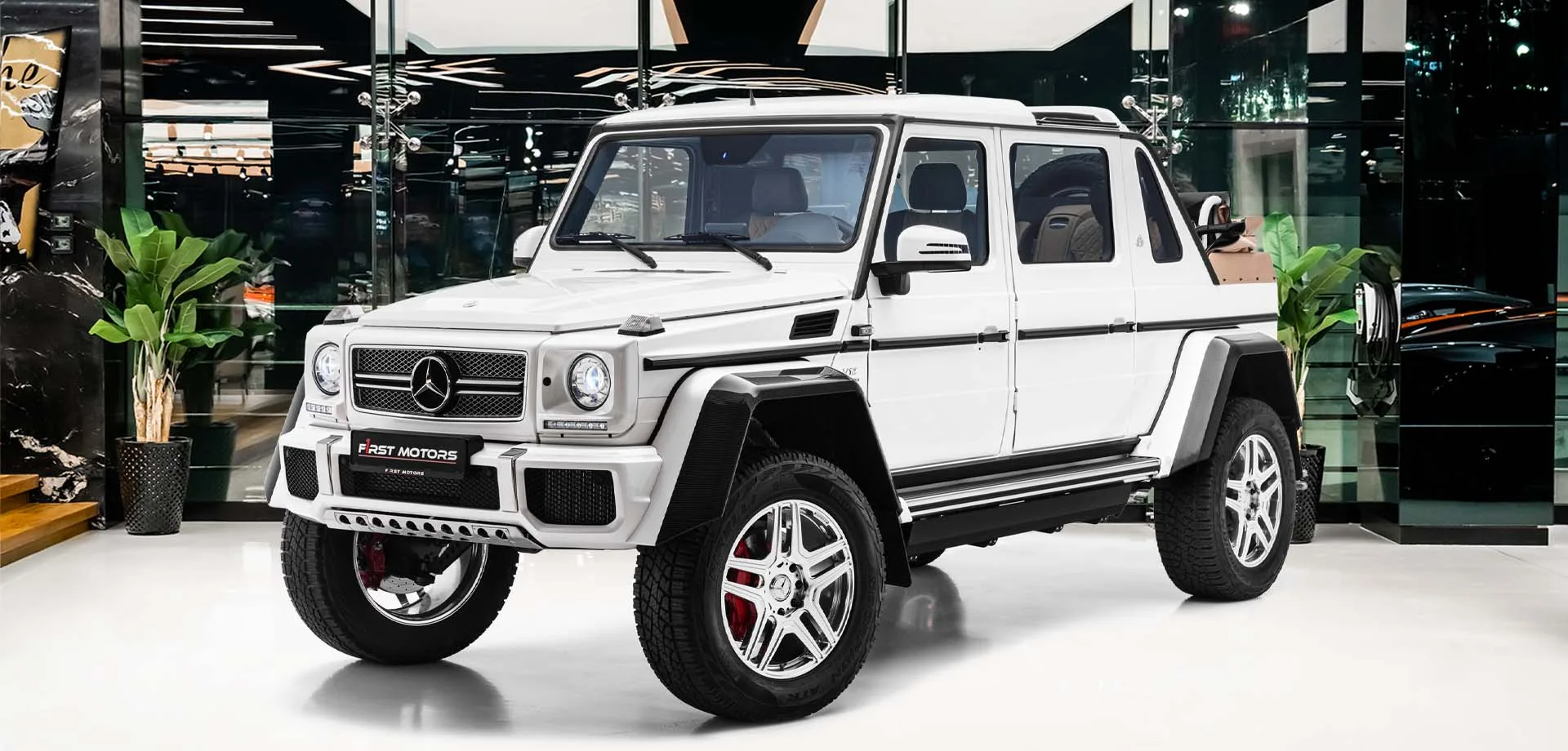 2018 Mercedes-Maybach G 650 Landaulet angeboten von einem Fachhändler in Dubai, Vereinigte Arabische Emirate, Hauptfoto