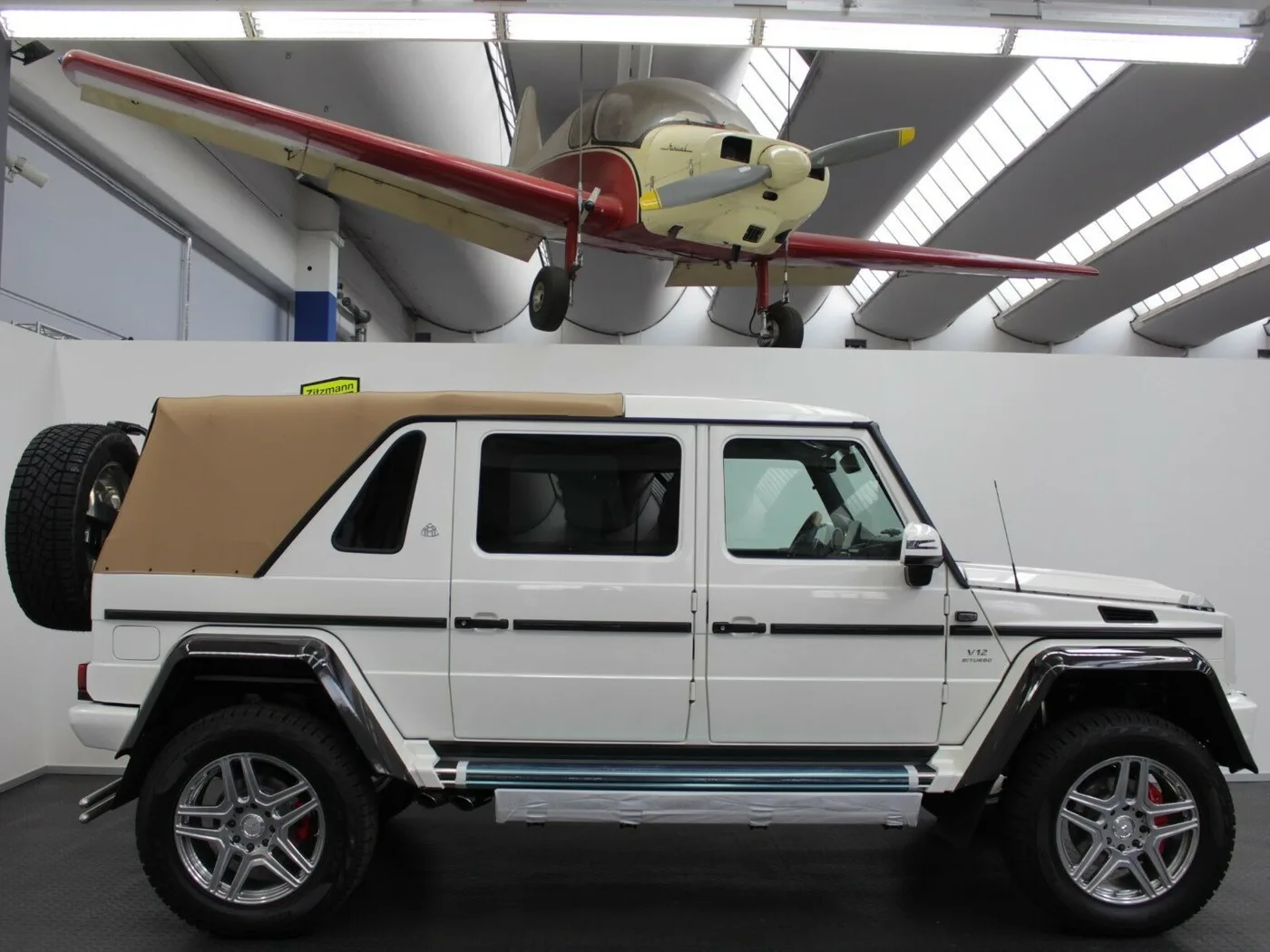 2018 Mercedes-Maybach G 650 Landaulet offered by a specialist dealer in Nuremberg, Germany, photo 3 of 15