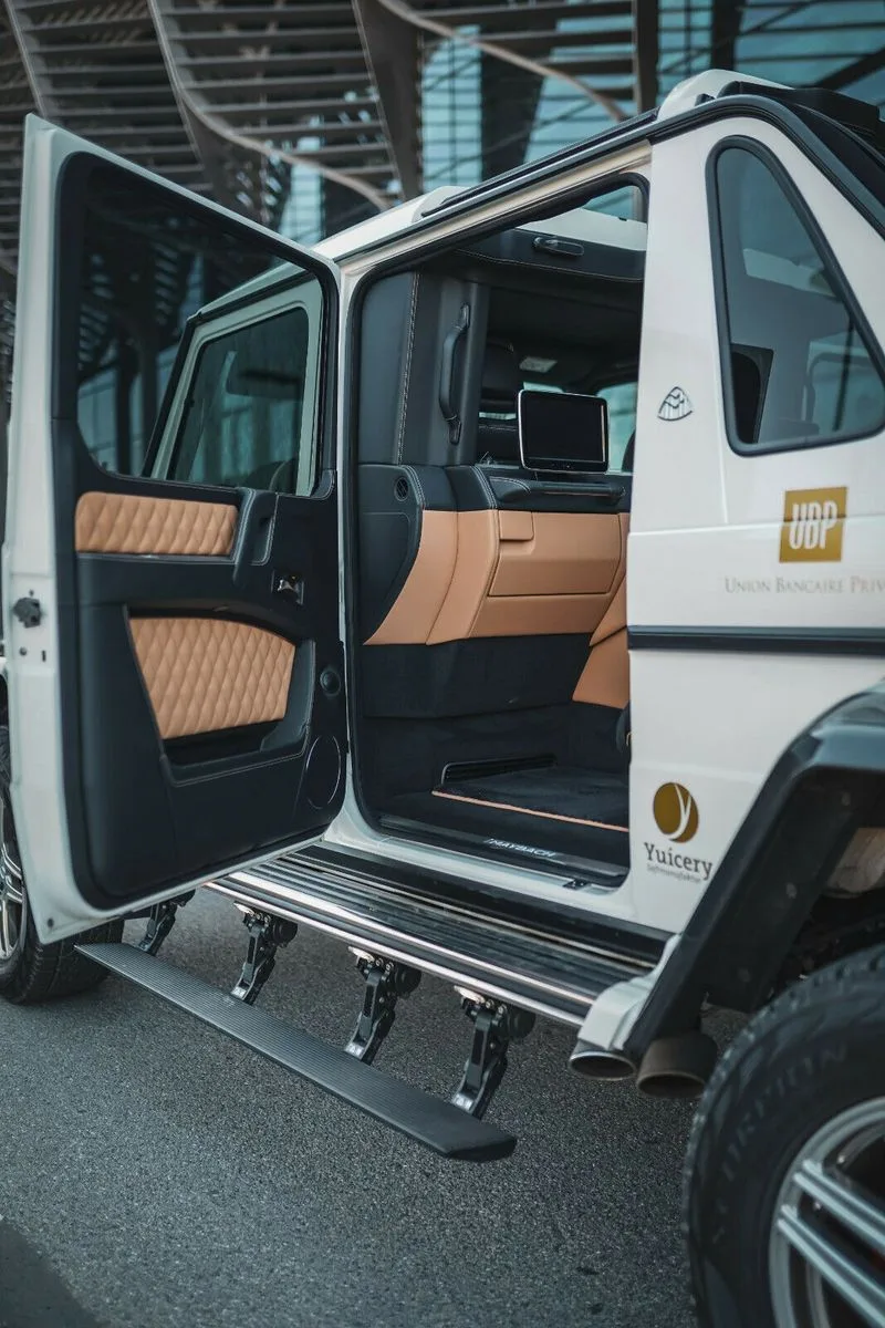 2018 Mercedes-Maybach G 650 Landaulet offered by a specialist dealer in Nuremberg, Germany, photo 13 of 15