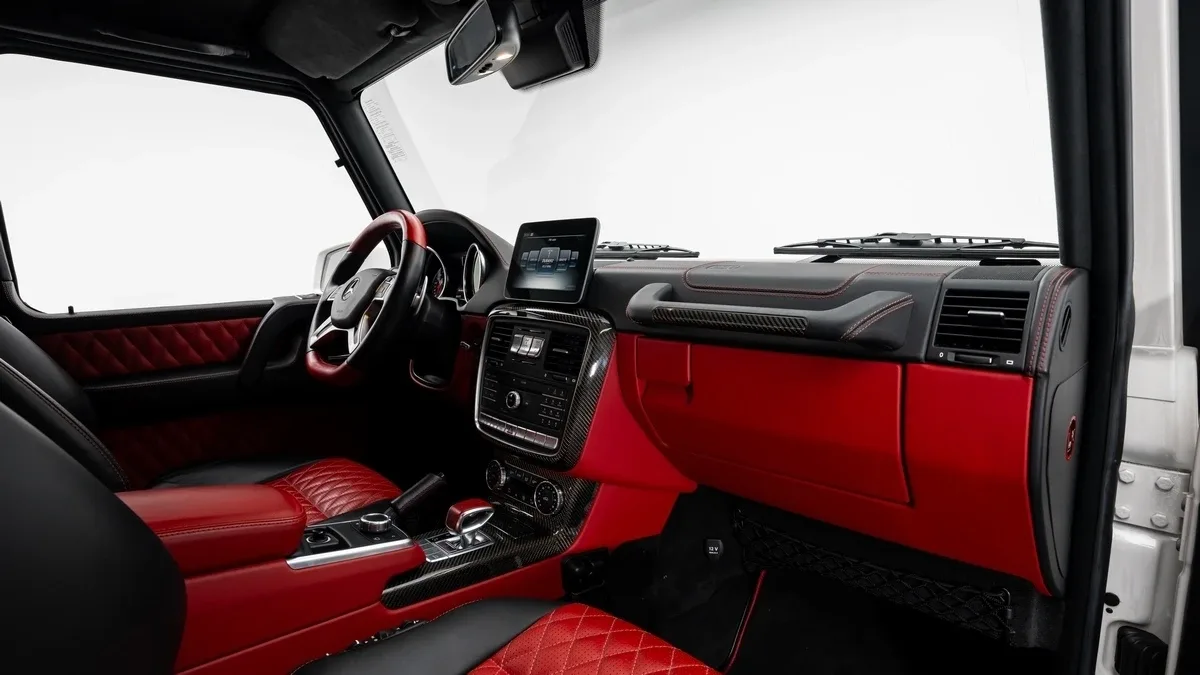 2018 Mercedes-Maybach G 650 Landaulet offered by a specialist dealer in Dubai, United Arab Emirates, photo 16 of 25