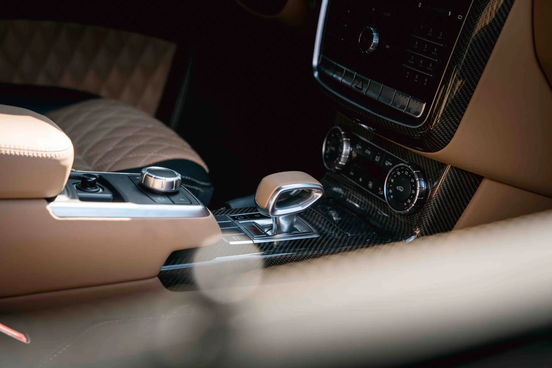 2018 Mercedes-Maybach G 650 Landaulet, 10/30