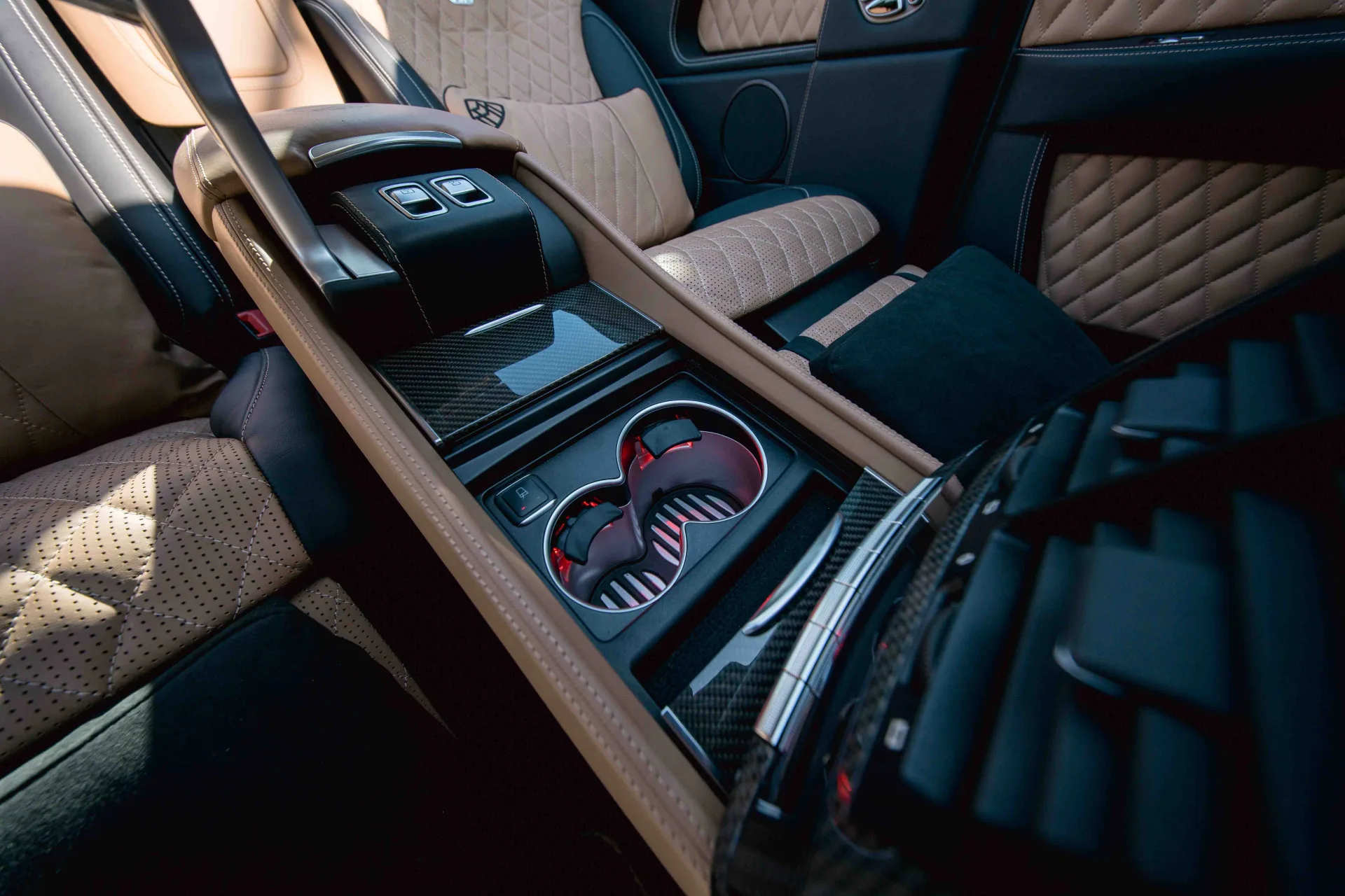 2018 Mercedes-Maybach G 650 Landaulet, 21/30